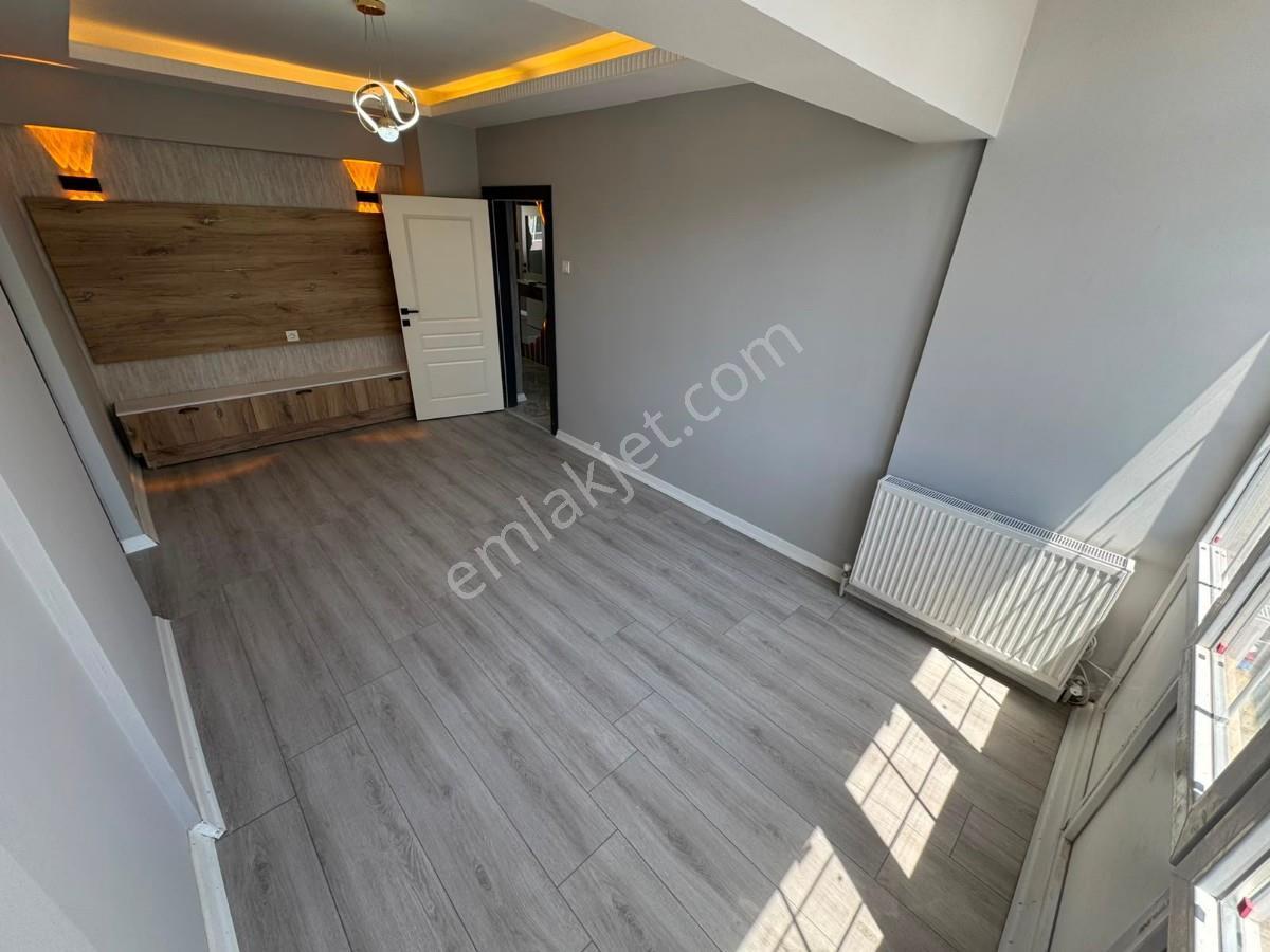 Sincan Tandoğan Mah 3+1 Lüks Yapılı Ara Katta Bağımsız Daire - Görsel 20