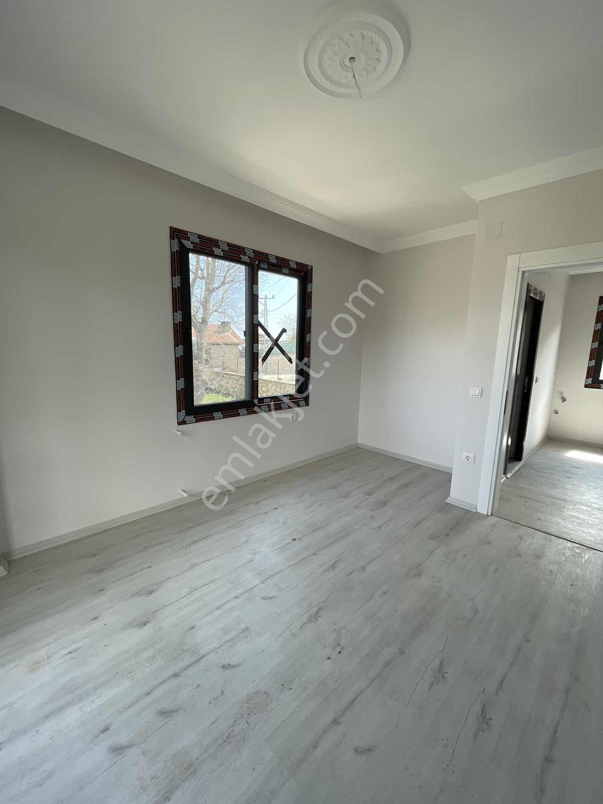 (tek Yetkili) Kadimden Gözne Menekşelikte Satılık Sıfır Villa - Görsel 18