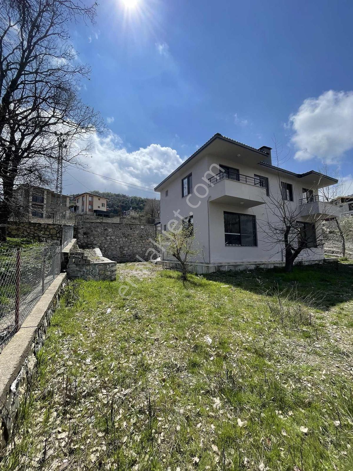 (tek Yetkili) Kadimden Gözne Menekşelikte Satılık Sıfır Villa - Görsel 8