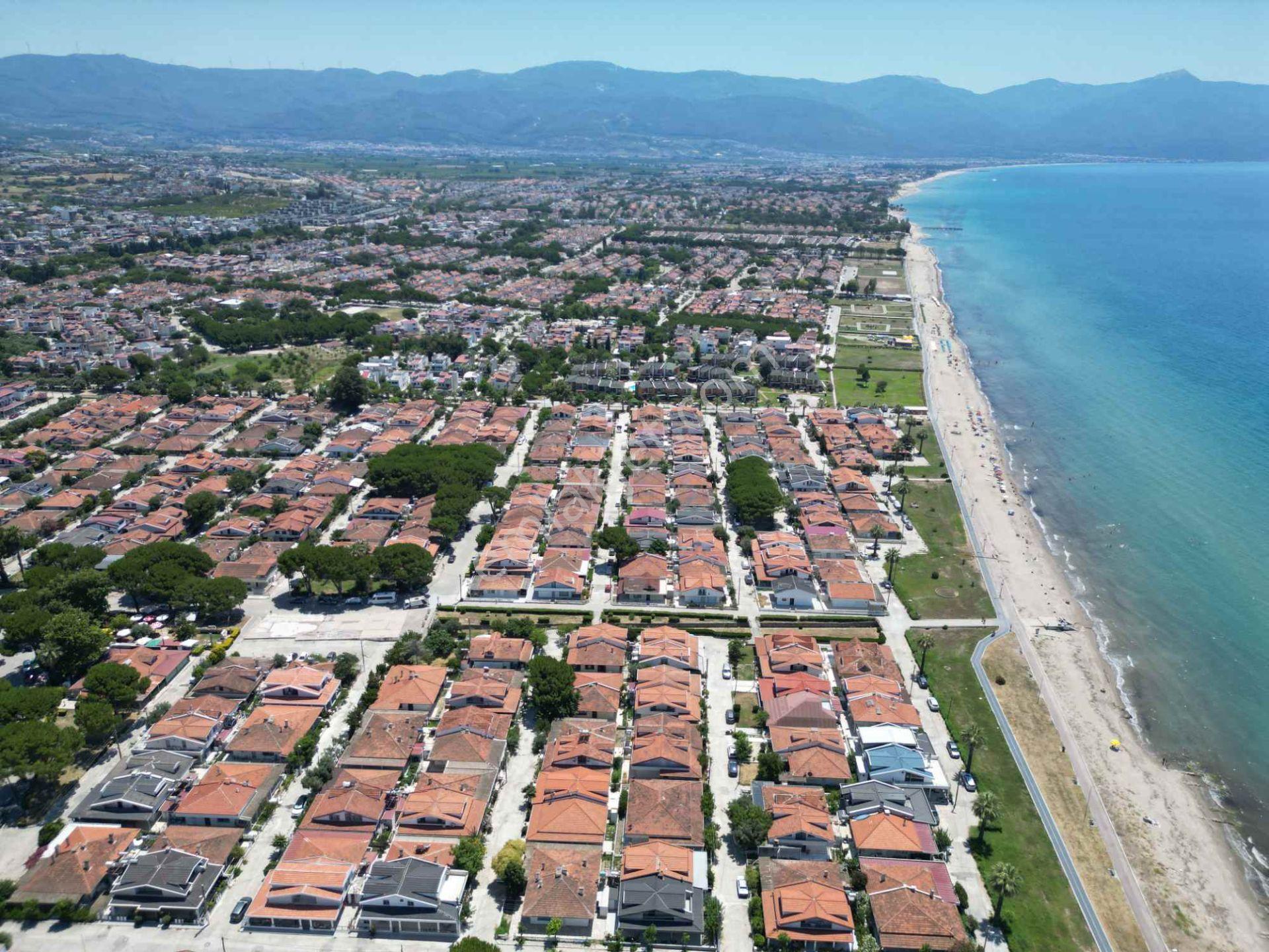 Nazilli Sitesi Nde Denize Yakın Ön Sırada Bahçeli Yazlık Ev - Görsel 26