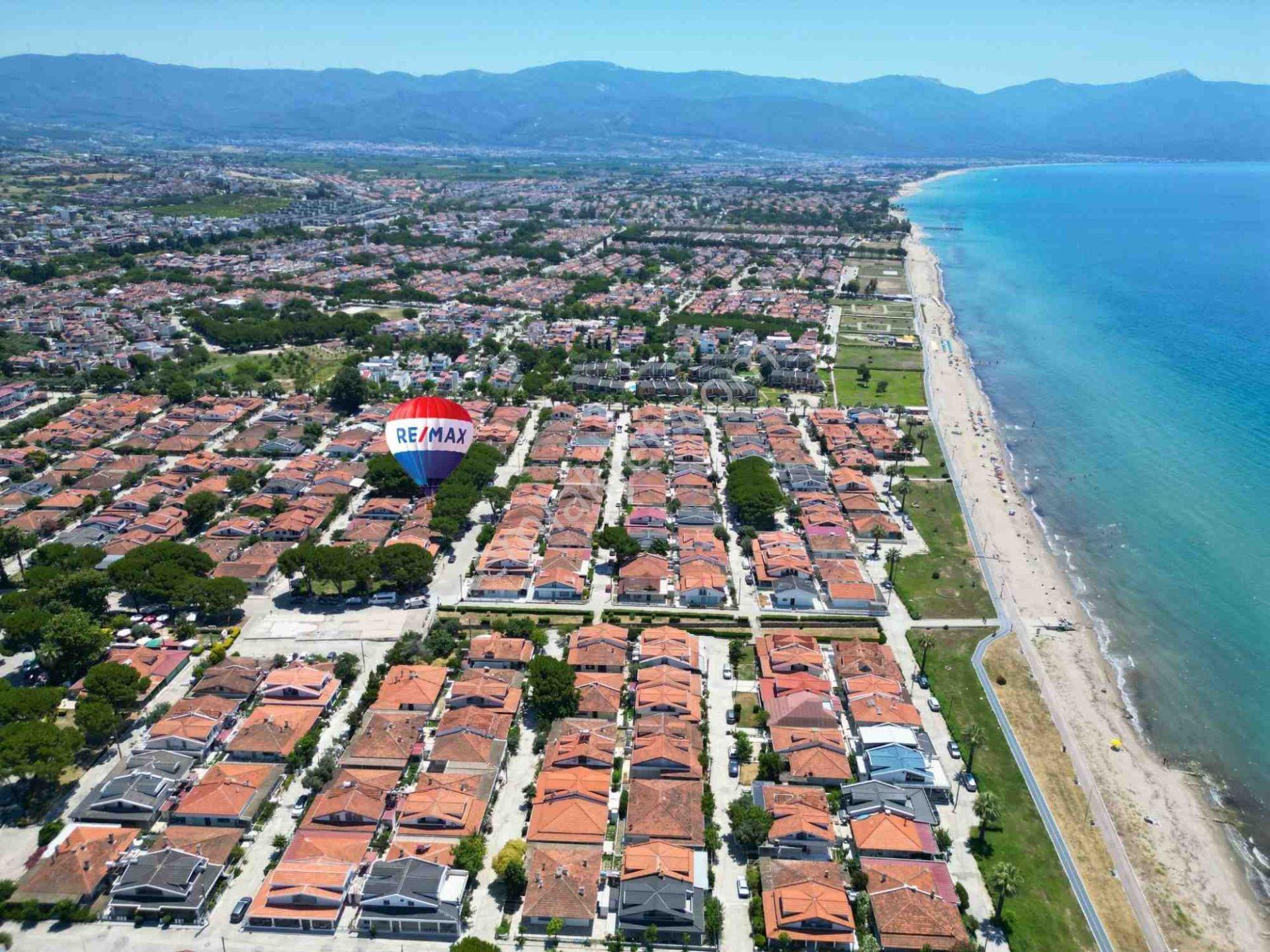 Nazilli Sitesi Nde Denize Yakın Ön Sırada Bahçeli Yazlık Ev - Görsel 18
