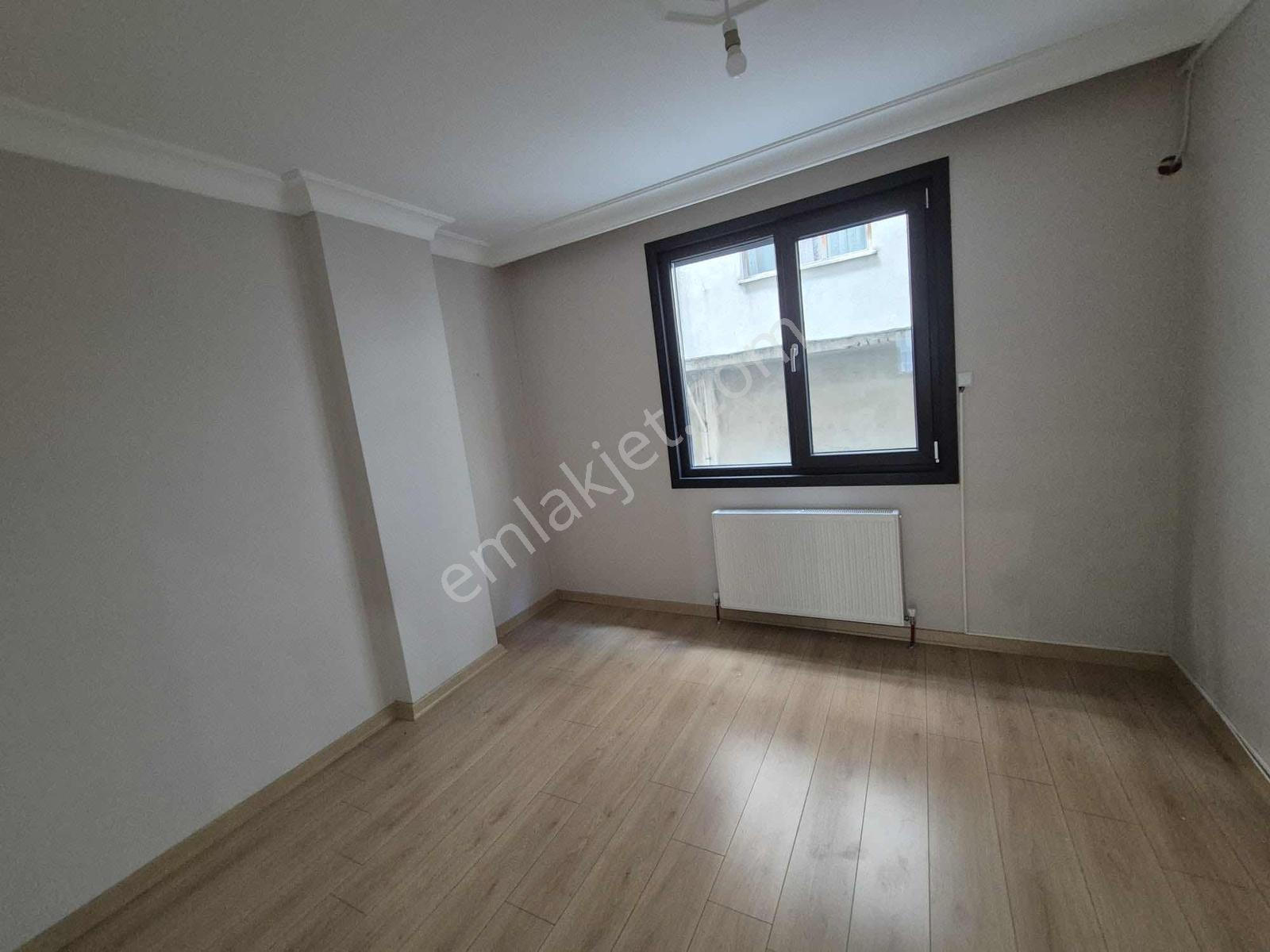 Ümraniye Metronun Dibinde 2+1 Kiralık Bakımlı Daire - Görsel 17