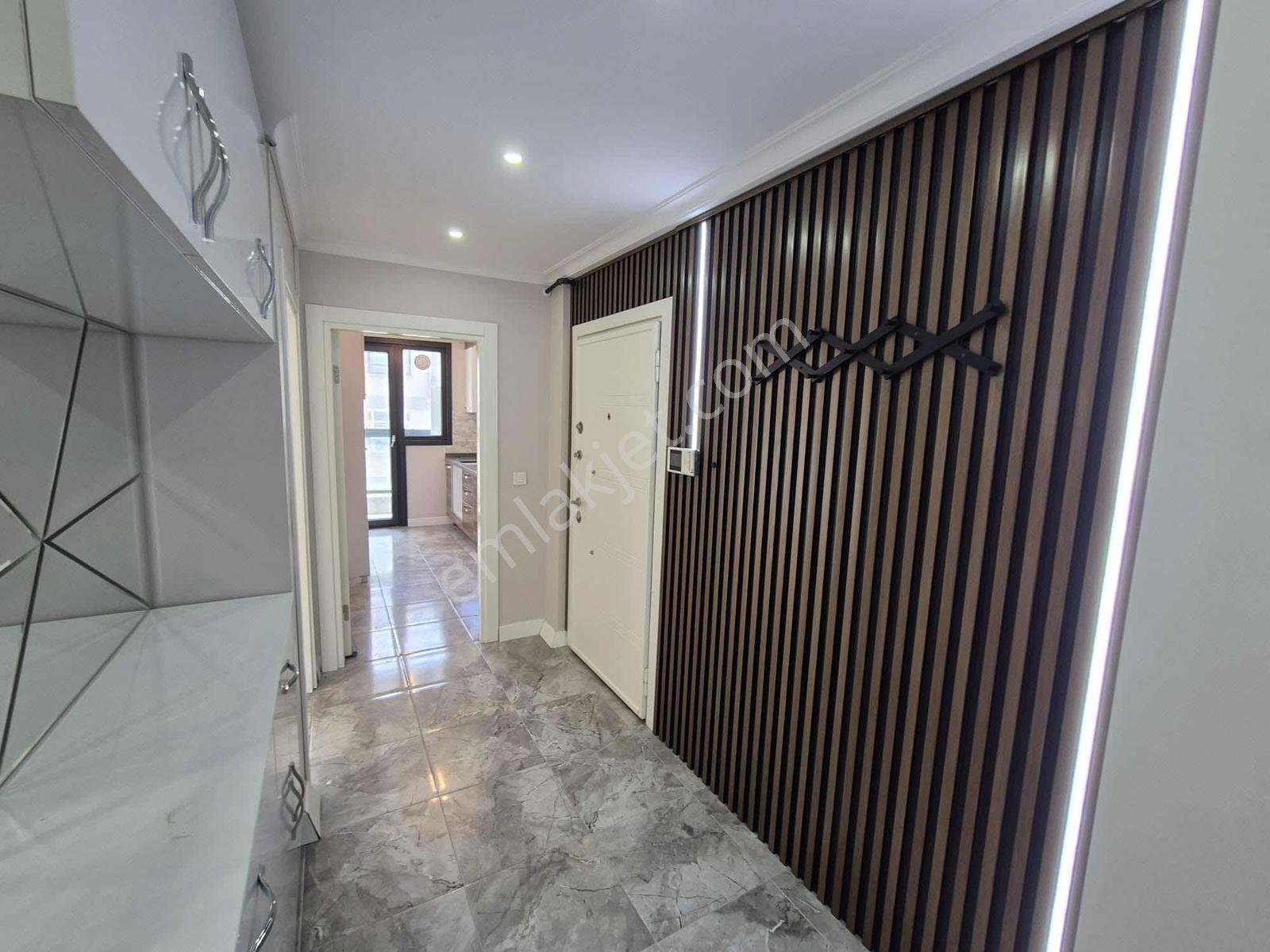 Ümraniye Metronun Dibinde 2+1 Kiralık Bakımlı Daire - Görsel 8