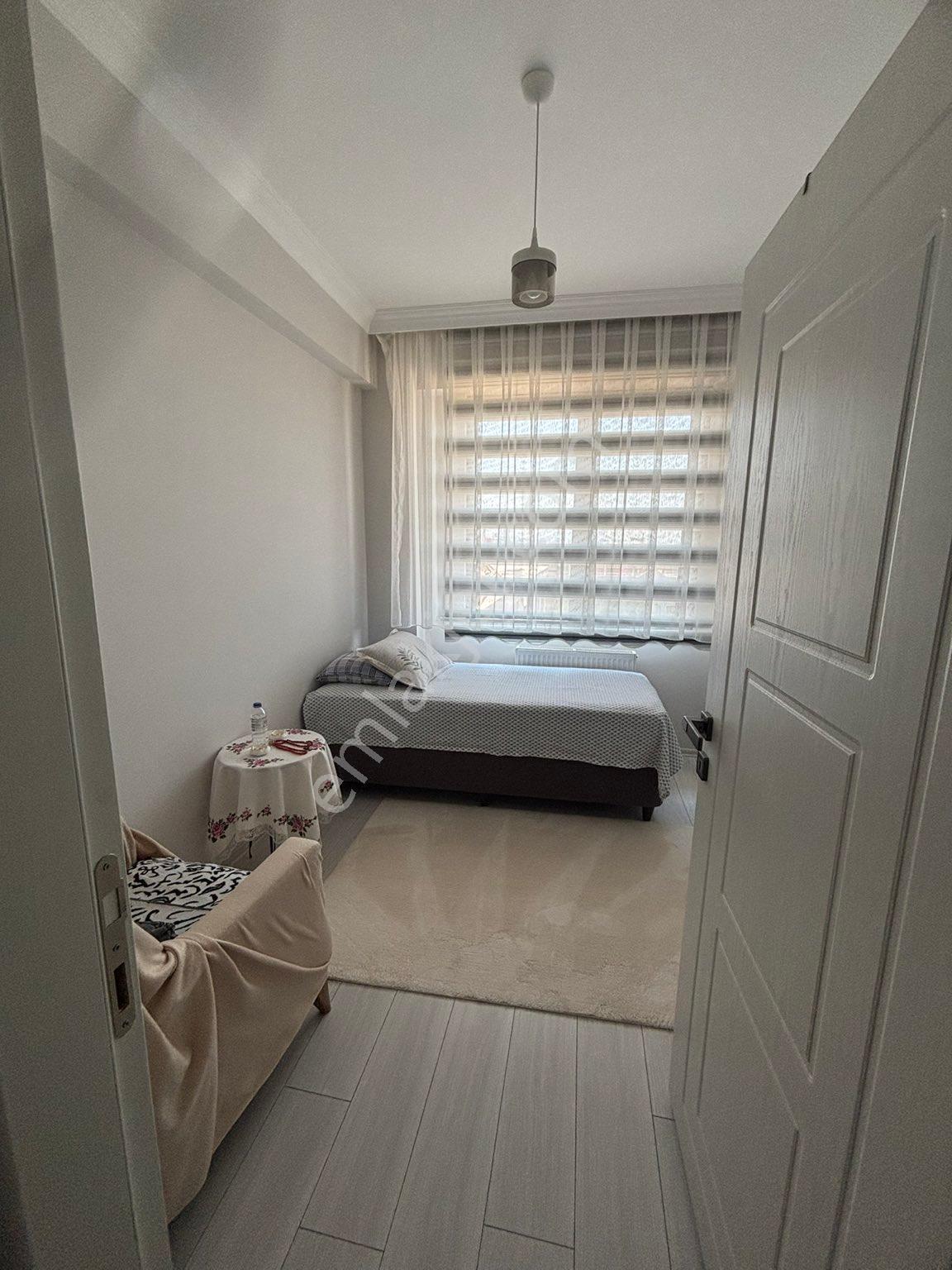 Çiftlikköy'de Ana Cadde İle Karayoluna Yakın (2+1) Satılık Daire - Görsel 24