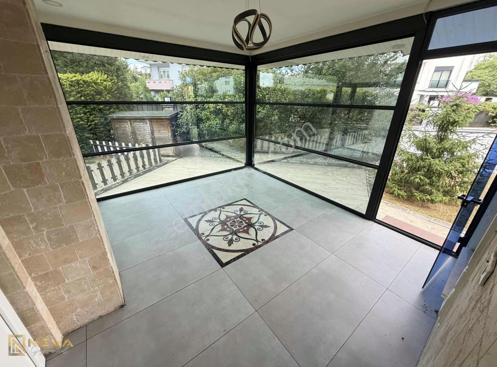 Serdivan Arabacıalanı Mah. Satılık 5+1 360 M2 Tripleks Villa - Görsel 15