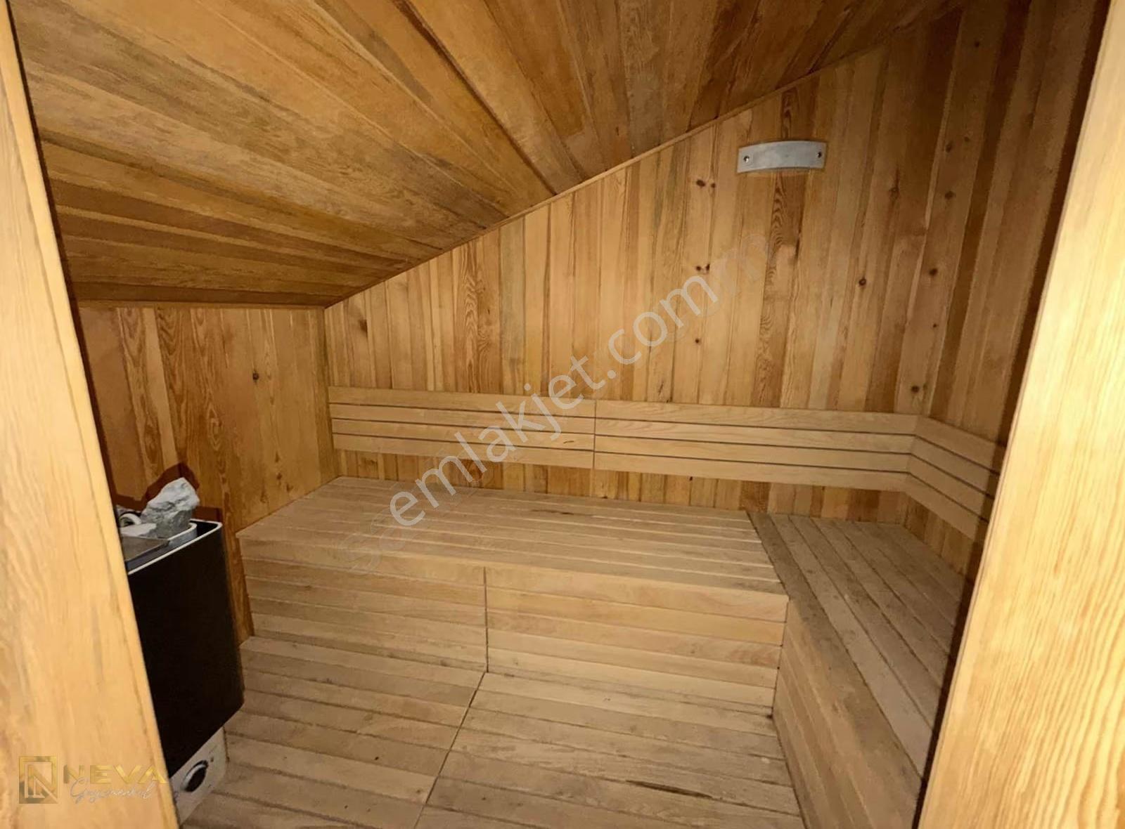 Serdivan Arabacıalanı Mah. Satılık 5+1 360 M2 Tripleks Villa