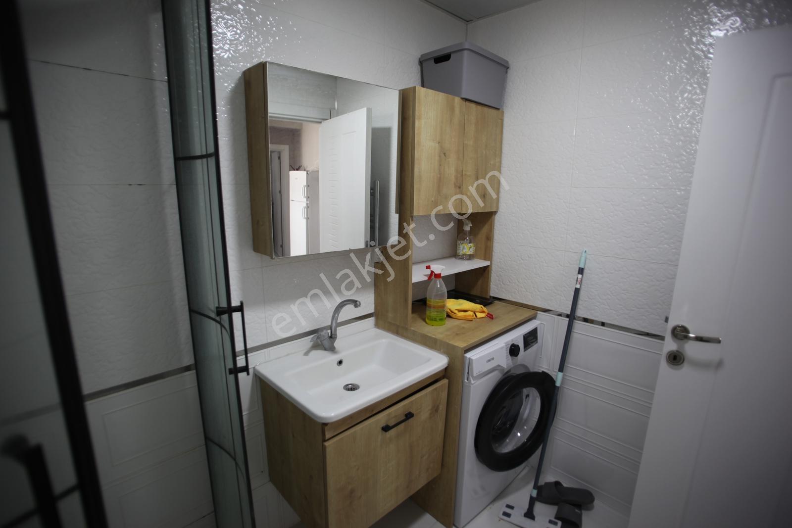 Muhittin Mah.çetin Emeç Bulvarı Yakınında 1+1 Eşyalı Kiralık - Görsel 22