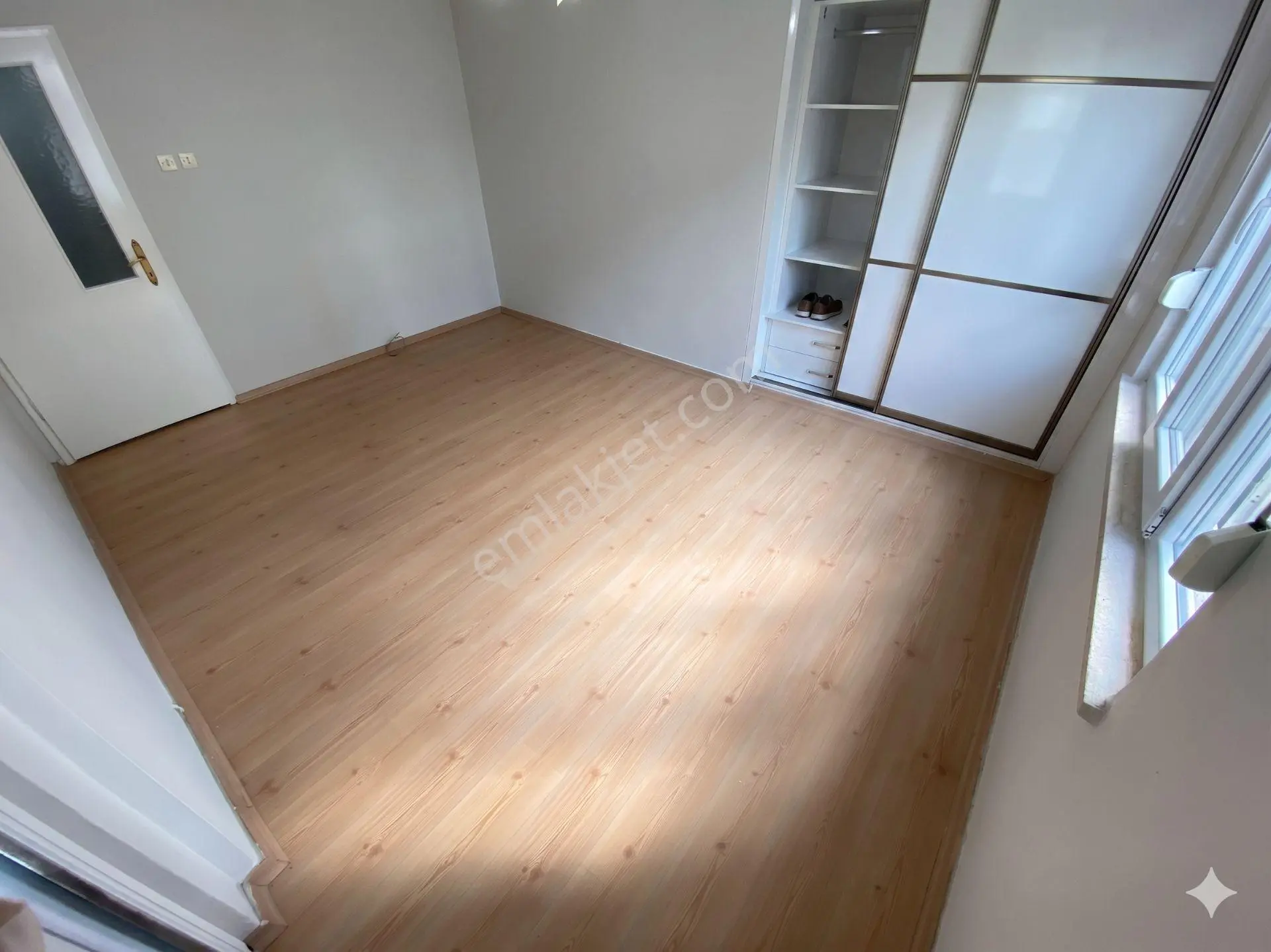 Aktif'ten Akçay'da Satılık Ön Cephe Arakat Full Yapılı Harika Konumlu 2+1 Daire - Görsel 15