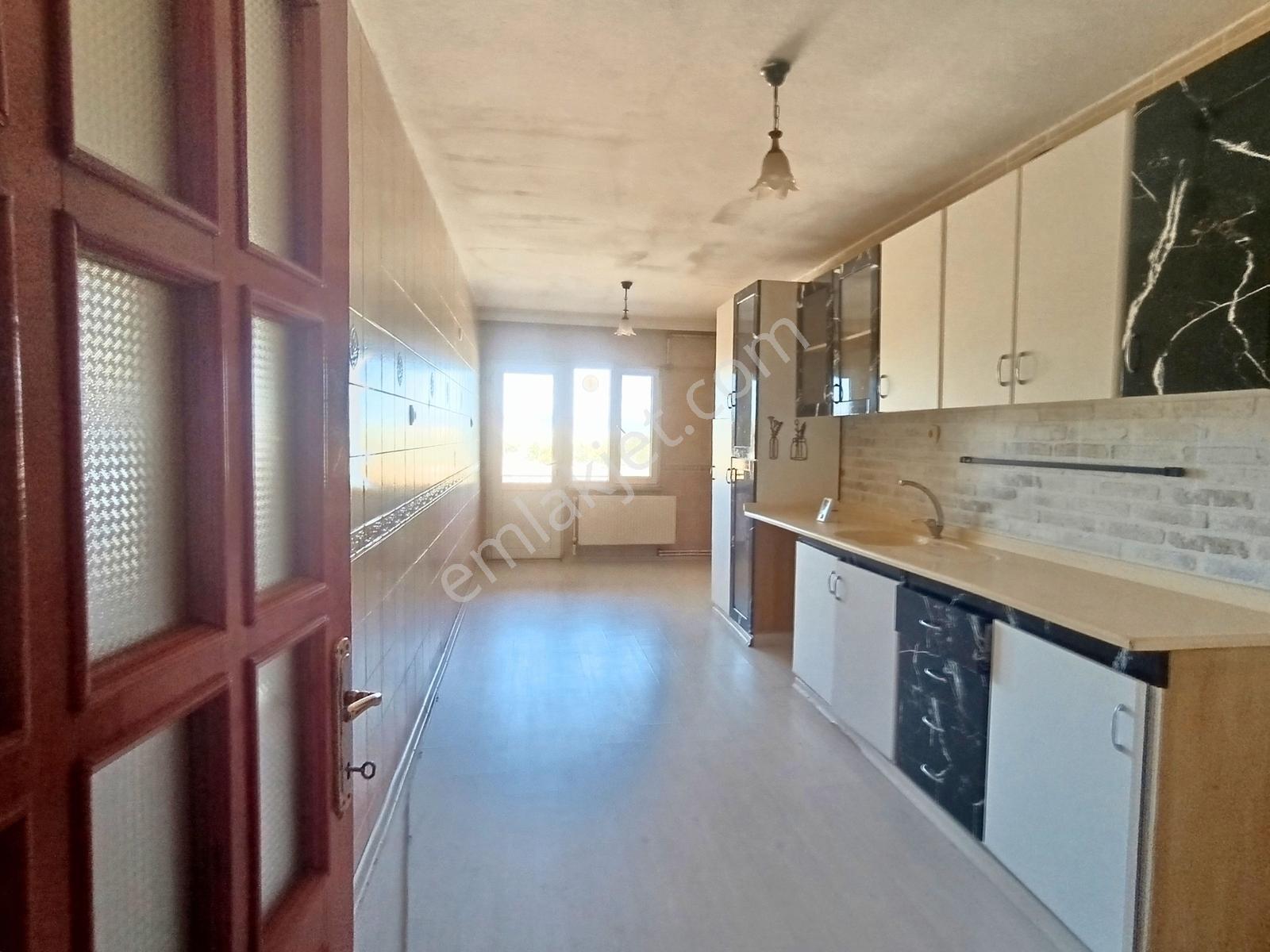 Çanakkale Barbaros Site İçi Avm Yürüme Mesafesinde 3+1 - Görsel 14