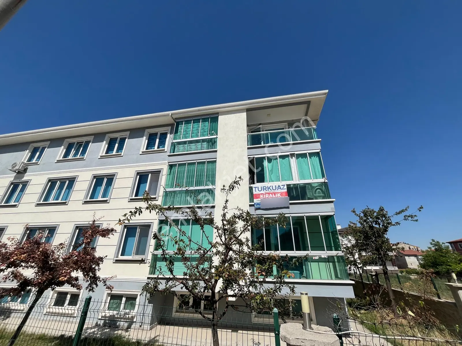 Turkuaz Emlaktan Veysel Karani Mahallesinde 2+1 Kiralık Daire