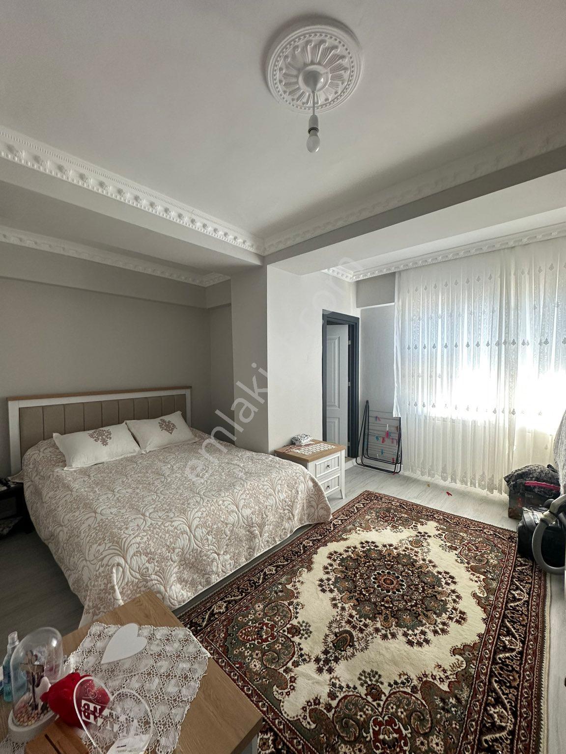 Yuvam Bölgesinde 3+1 Ön Cephe İskanlı Daire - Görsel 16