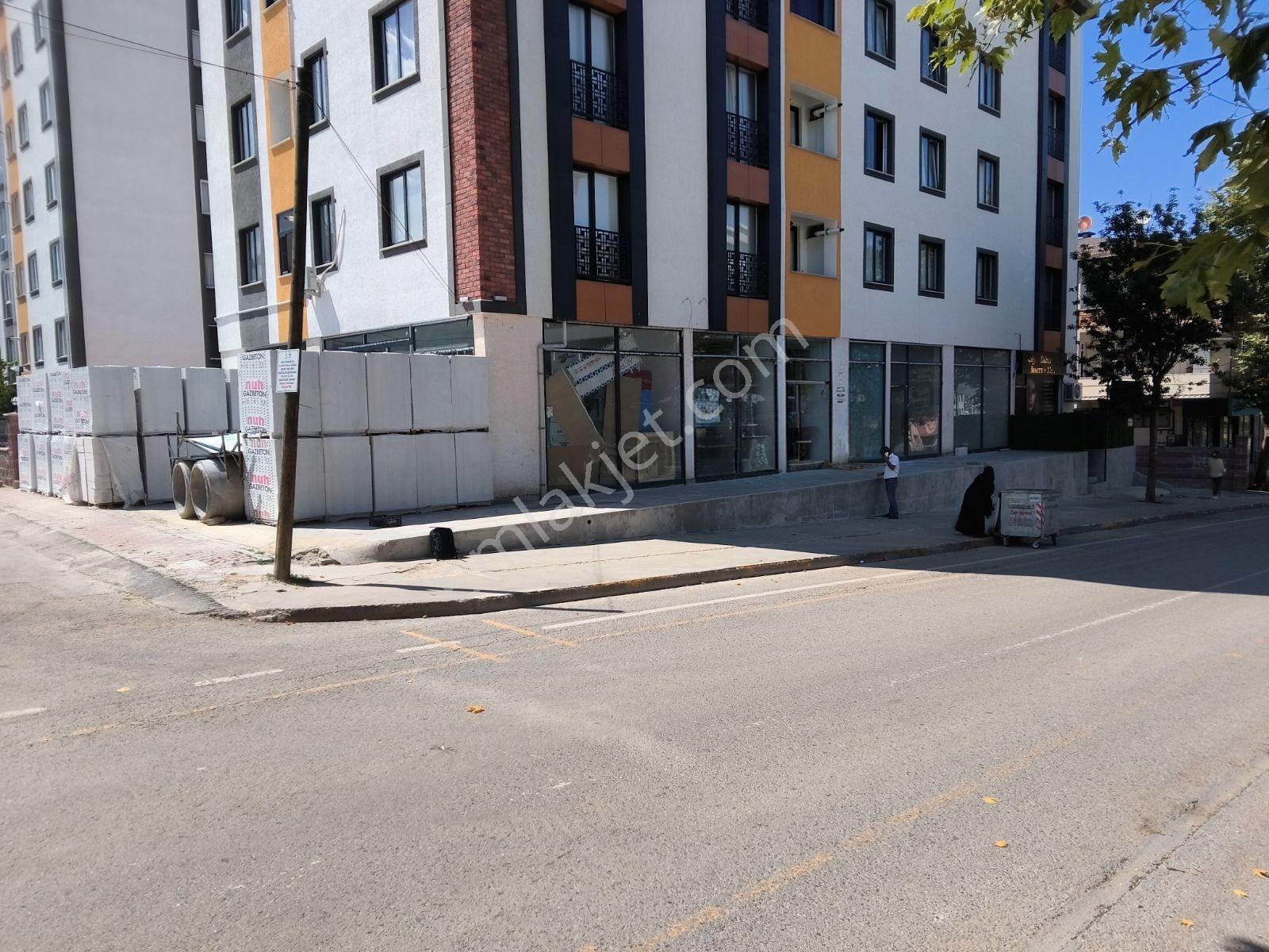 Sultanbeyli'de Kiralık 160 M2 Mağaza&dükkan - Görsel 24