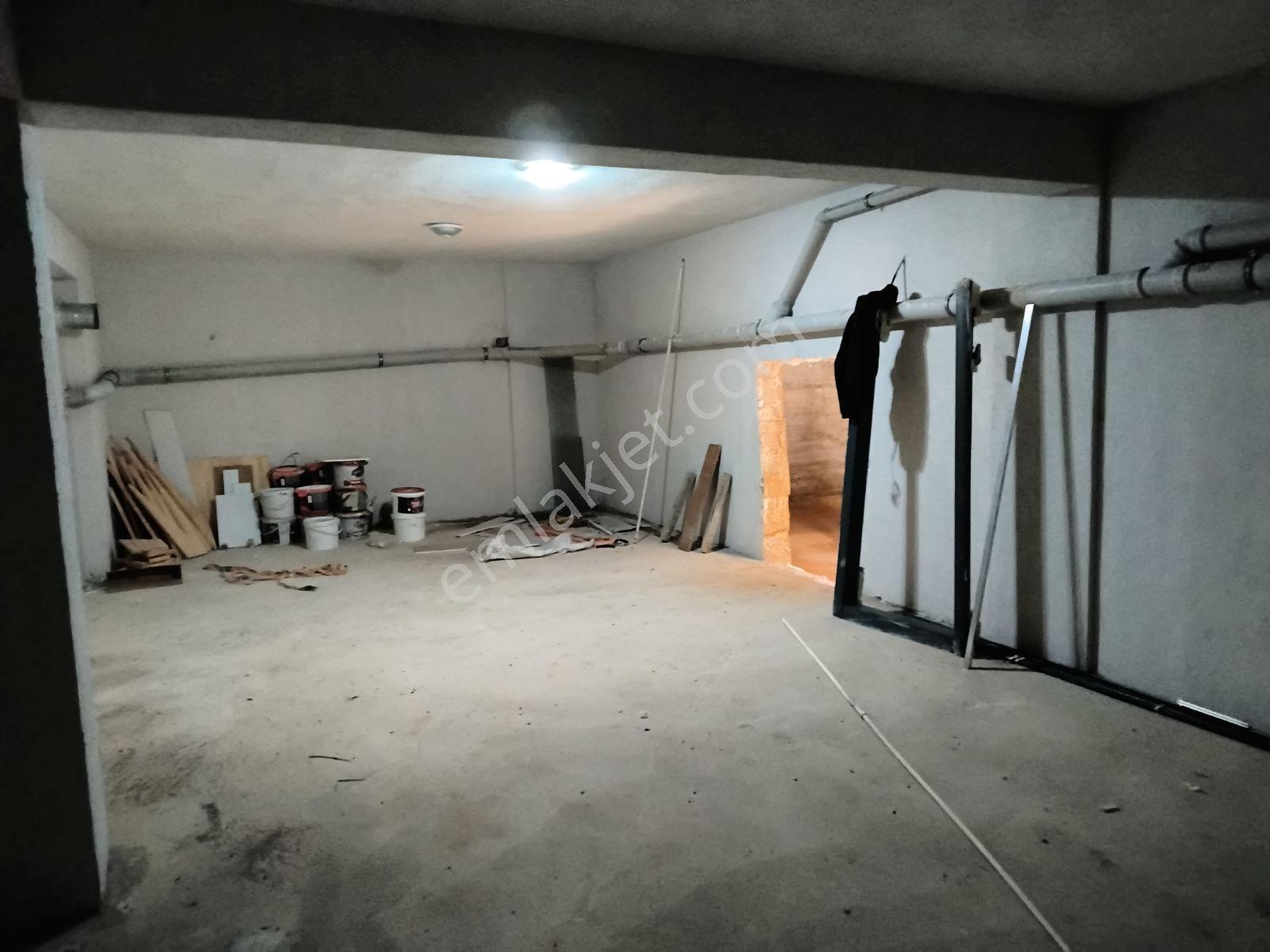 Sultanbeyli'de Kiralık 160 M2 Mağaza&dükkan - Görsel 3