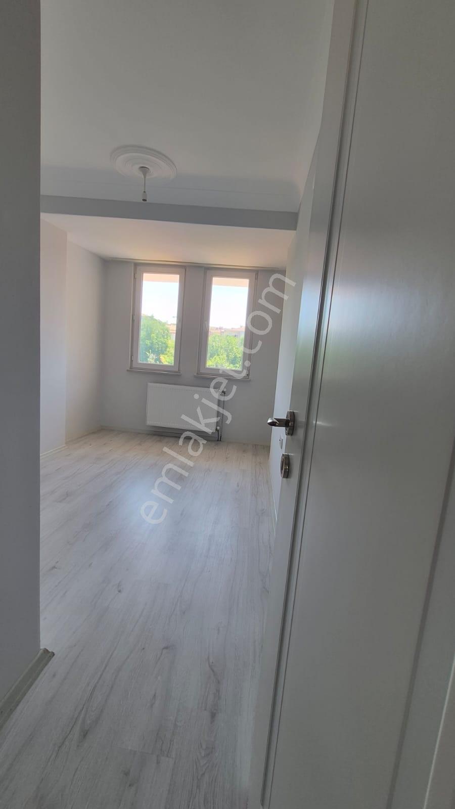 Edirne Merkez Avantajlı Lokasyonda Kiralık 2+0 Daire - Görsel 17