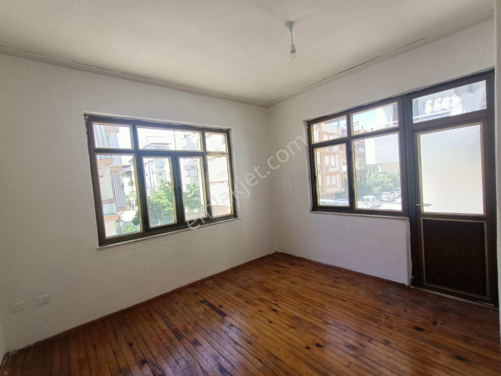 Manavgat Merkez'de Kiralık 2+1 Arakat Daire - Görsel 16