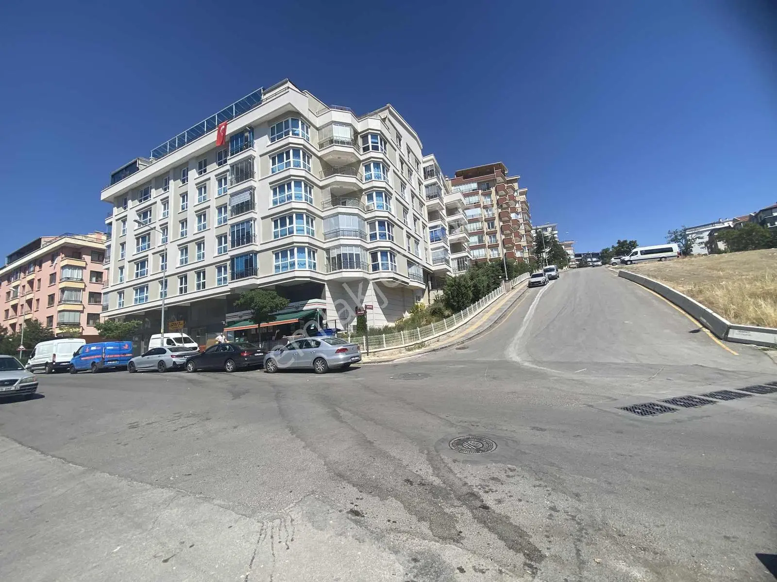 Emaks'tan/cevizlidere Cad. /gökkuşağında Eşyalı 2+1 Kiralık