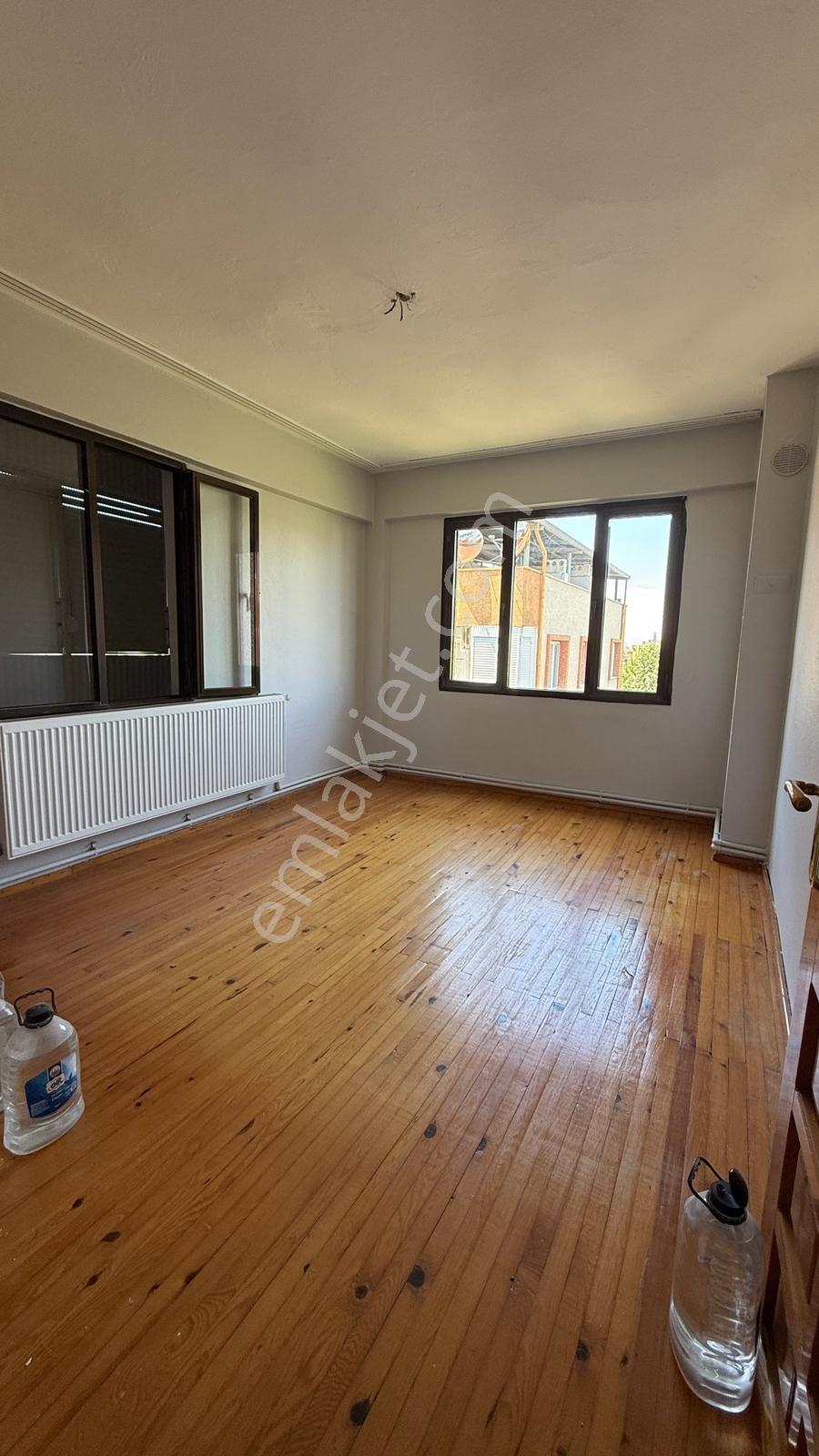 Ergenekon'da Fatih Cad. Üzerinde Harika Konum 3+1 Kiralık Daire - Görsel 6