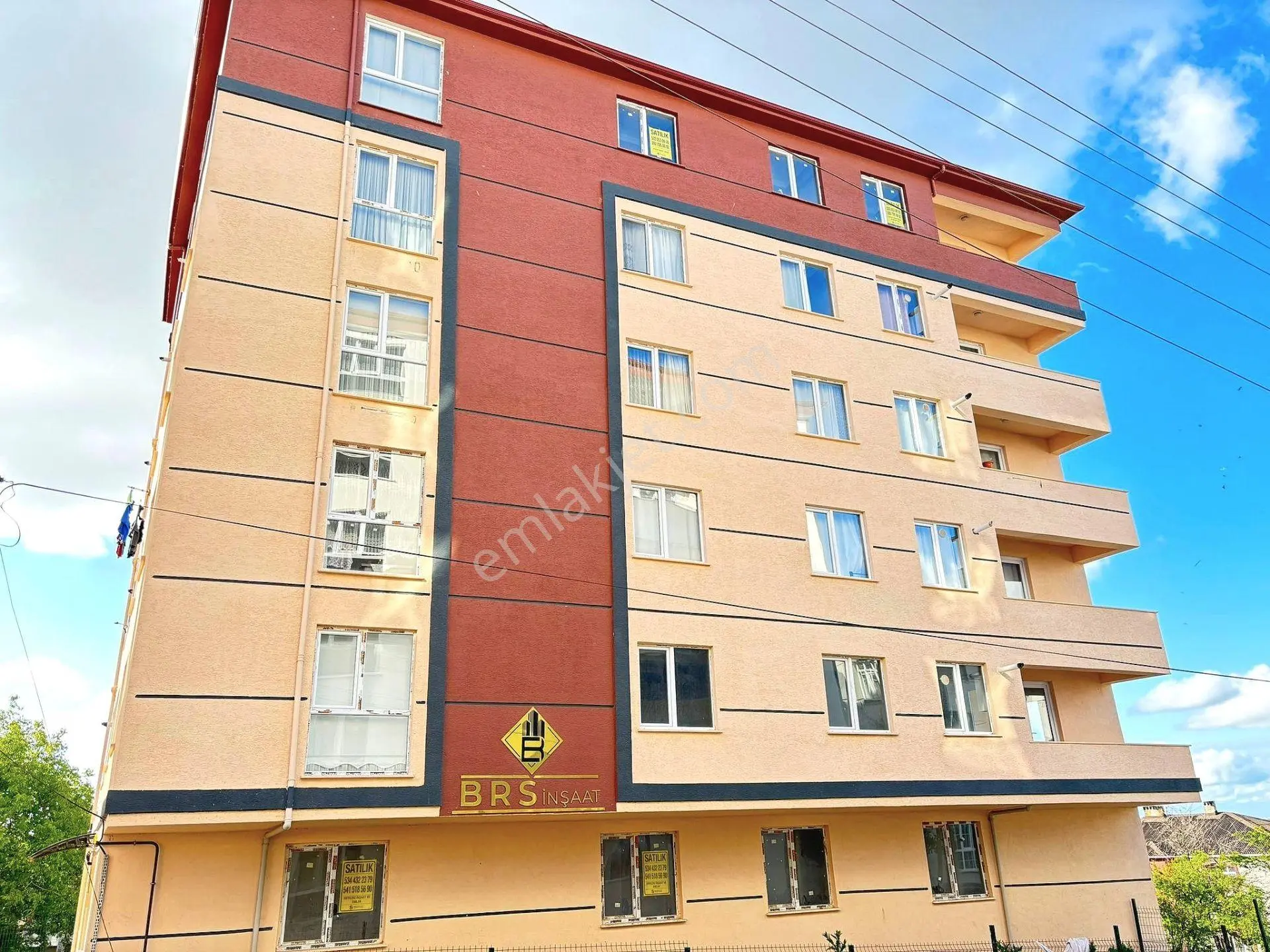 **eryıldız Gayrimenkul'den Gültepe Mah.kiralık Oturuma Hazır Kiralık 2+1 Daire
