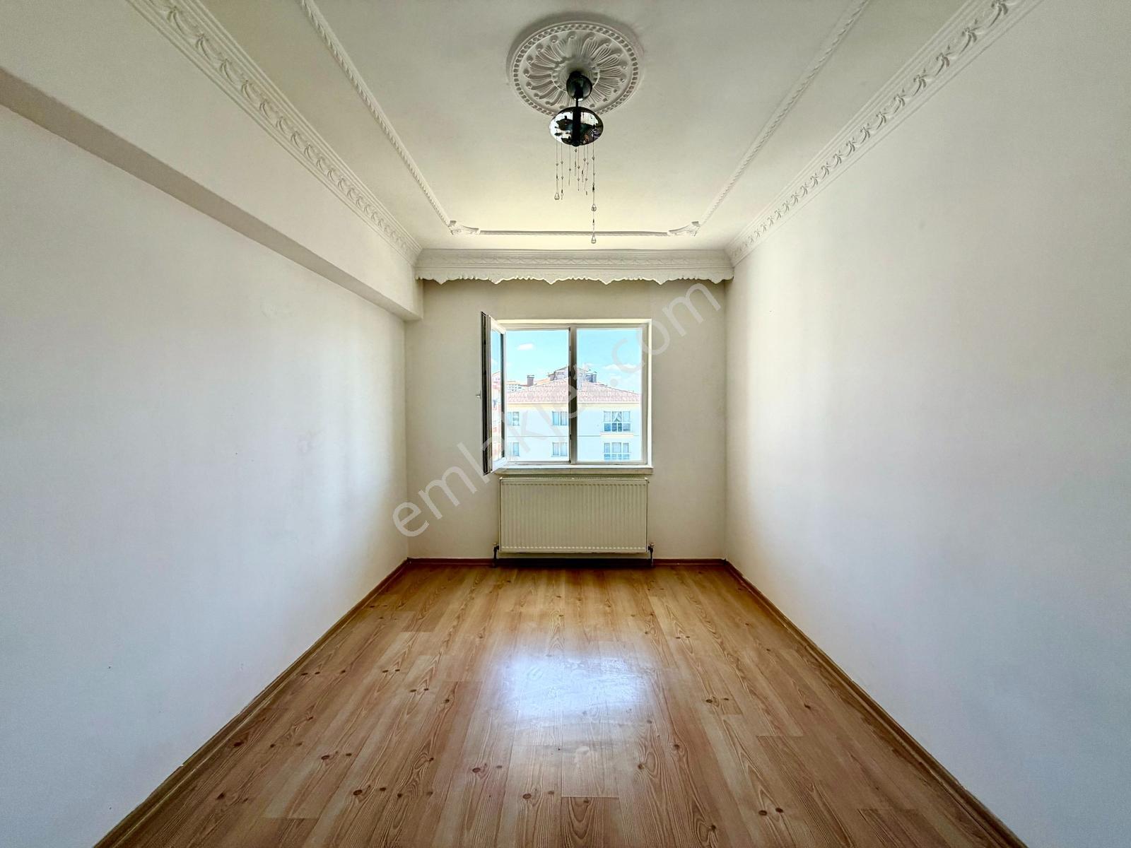 Göktaş'tan█merkezde Kök Tapu Asansörlü 3+1 Yapılı 140m2 Daire - Görsel 29