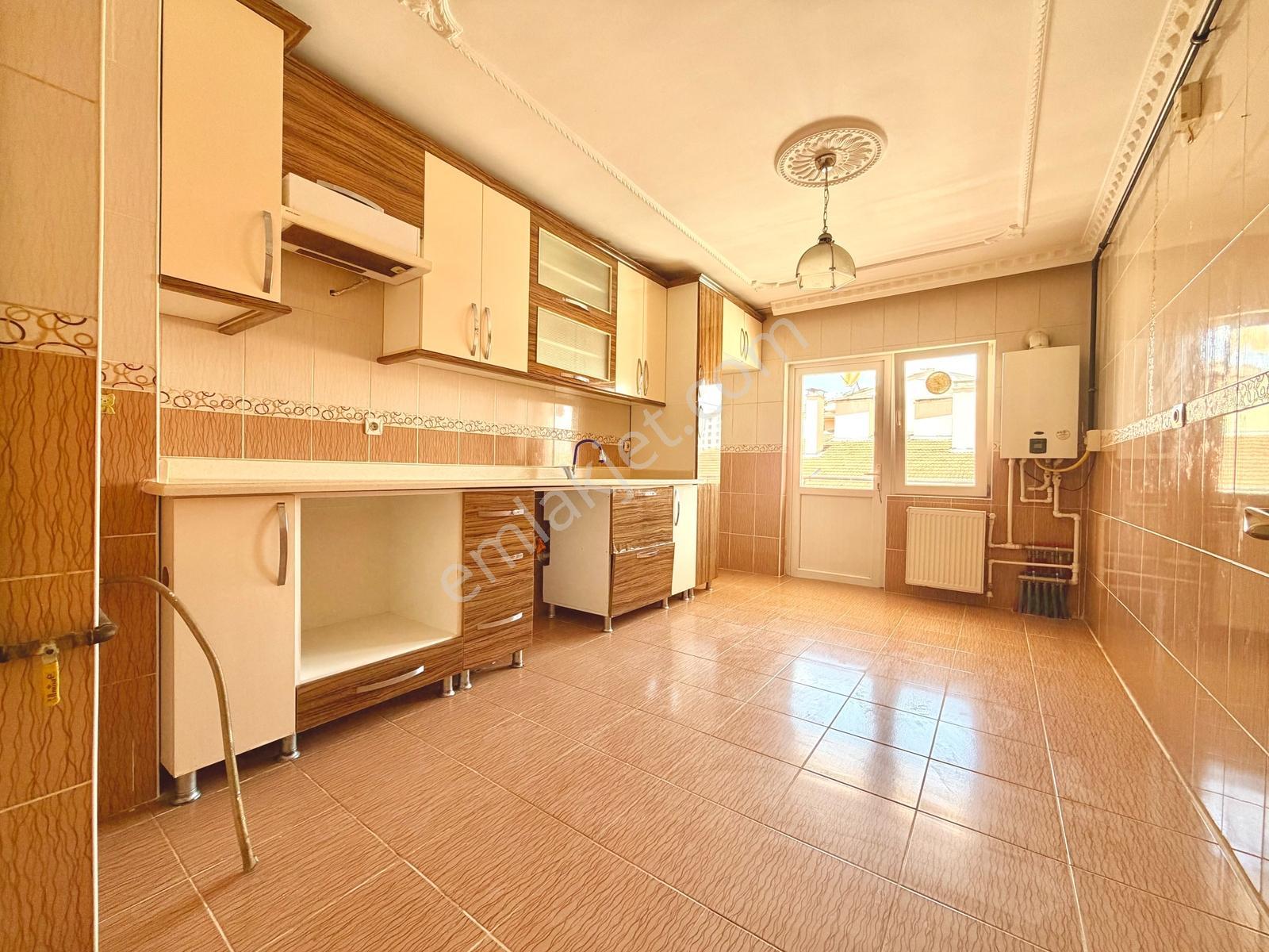 Göktaş'tan█merkezde Kök Tapu Asansörlü 3+1 Yapılı 140m2 Daire - Görsel 34