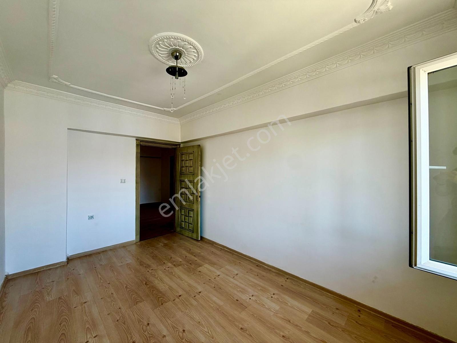 Göktaş'tan█merkezde Kök Tapu Asansörlü 3+1 Yapılı 140m2 Daire - Görsel 33