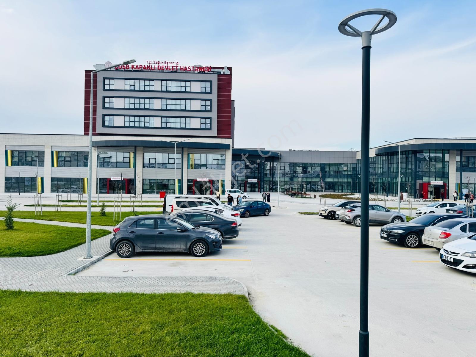 Güven'den Kapaklıda Hastaneye Yakın Muhteşem Konumda 1+1 Daire
