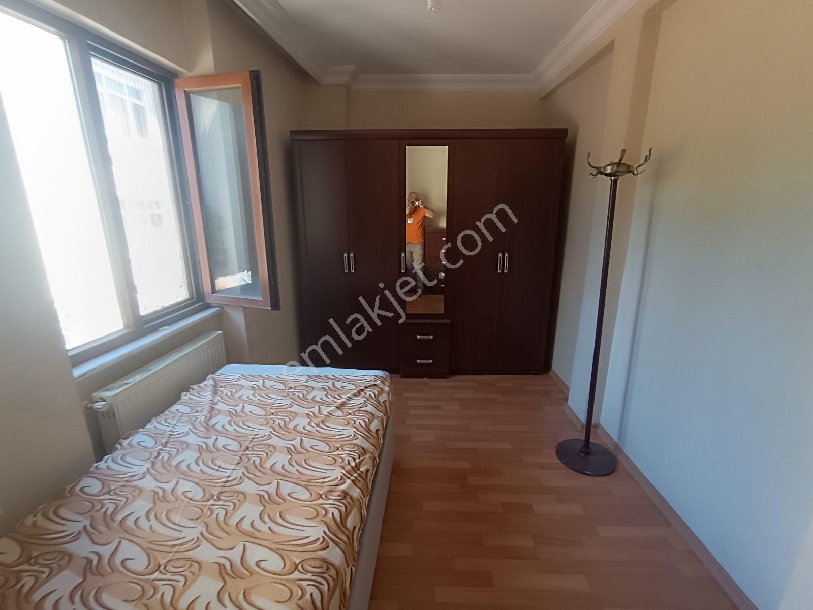 F-l Den Örnek Merkezde Arakat 2+1 Eşyalı Daire - Görsel 6