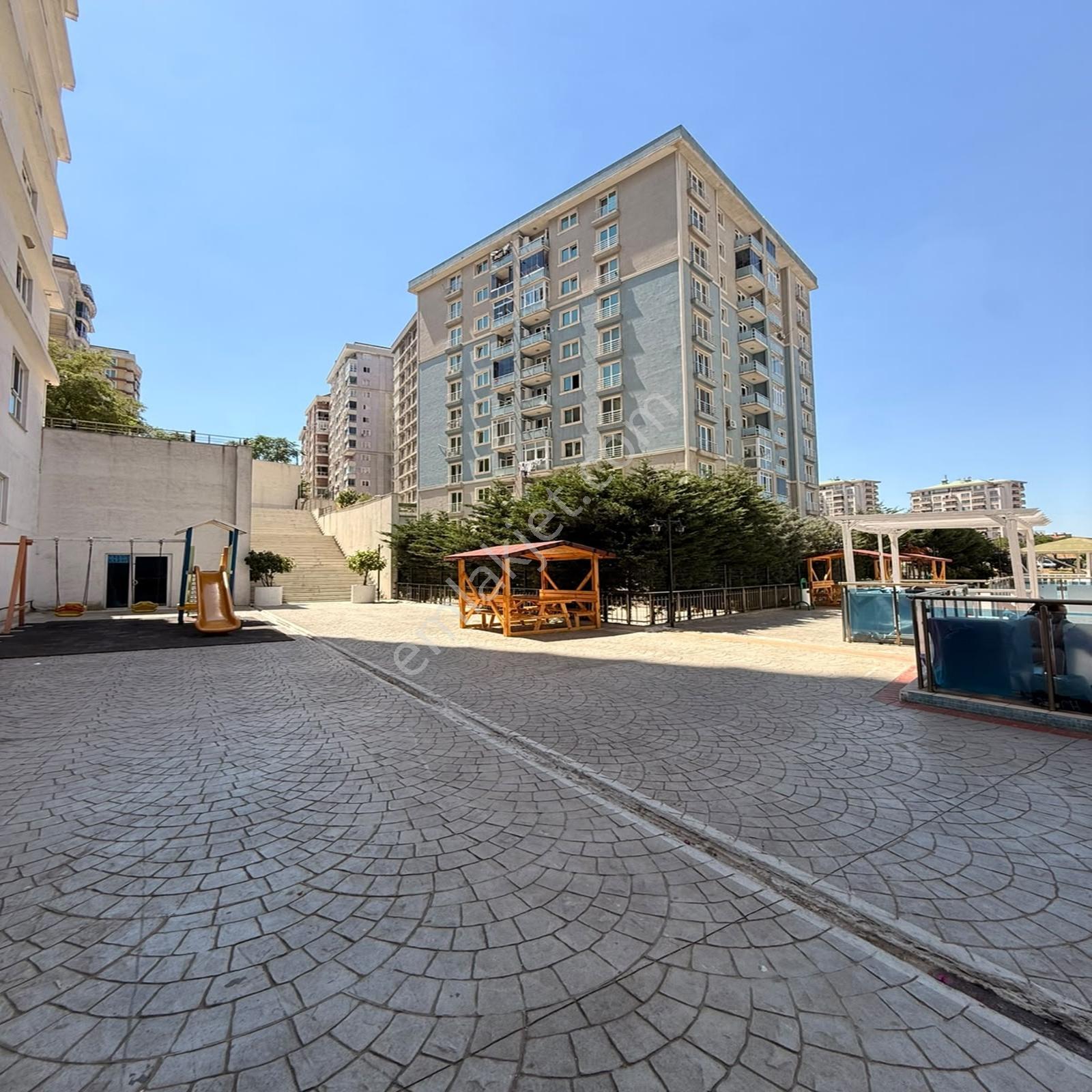 Konak Yapı'dan Metrobüse Yakın Site İçinde Şık 2+1 Daire - Görsel 9