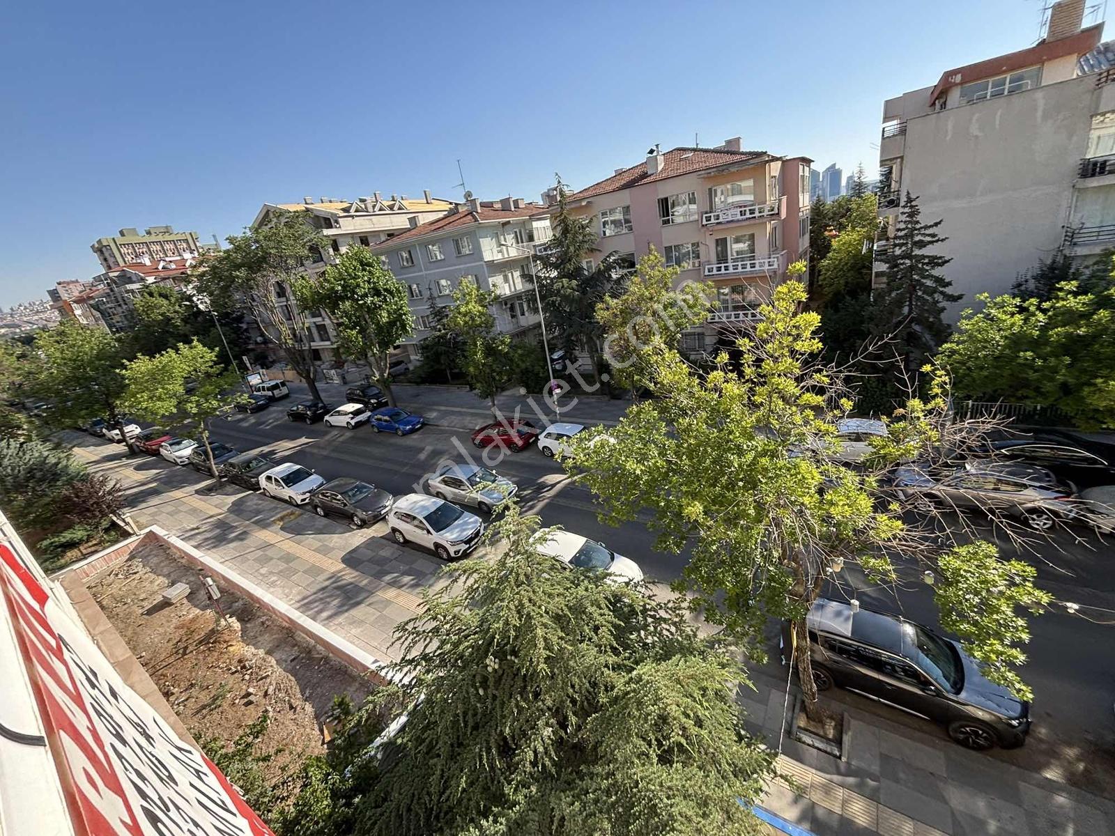 Kuttaş'tan 4.cadde Üstünde Katta 3+1 Ön 130m2 Full Yapılı Daire - Görsel 34