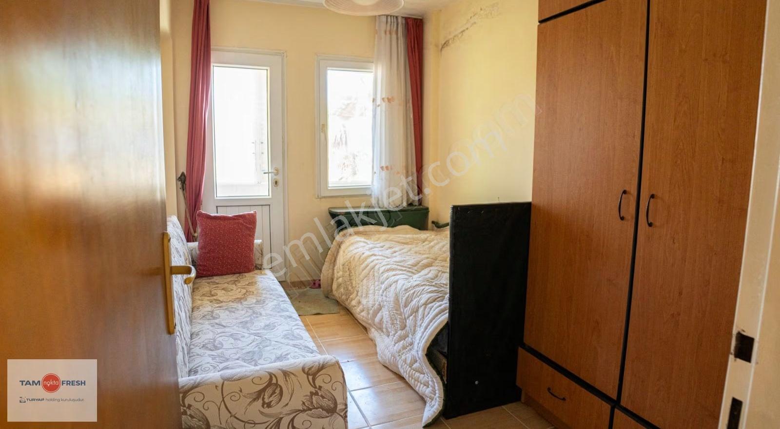 Seferihisar Zümrütevler'de Tam Müstakil Villa - Görsel 10