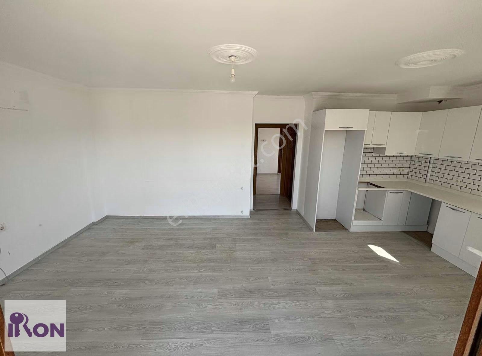 Ortakent Merkez'de 2+1 90m2 295m2 Bahçe Kullanımı Müştemilatlı - Görsel 6