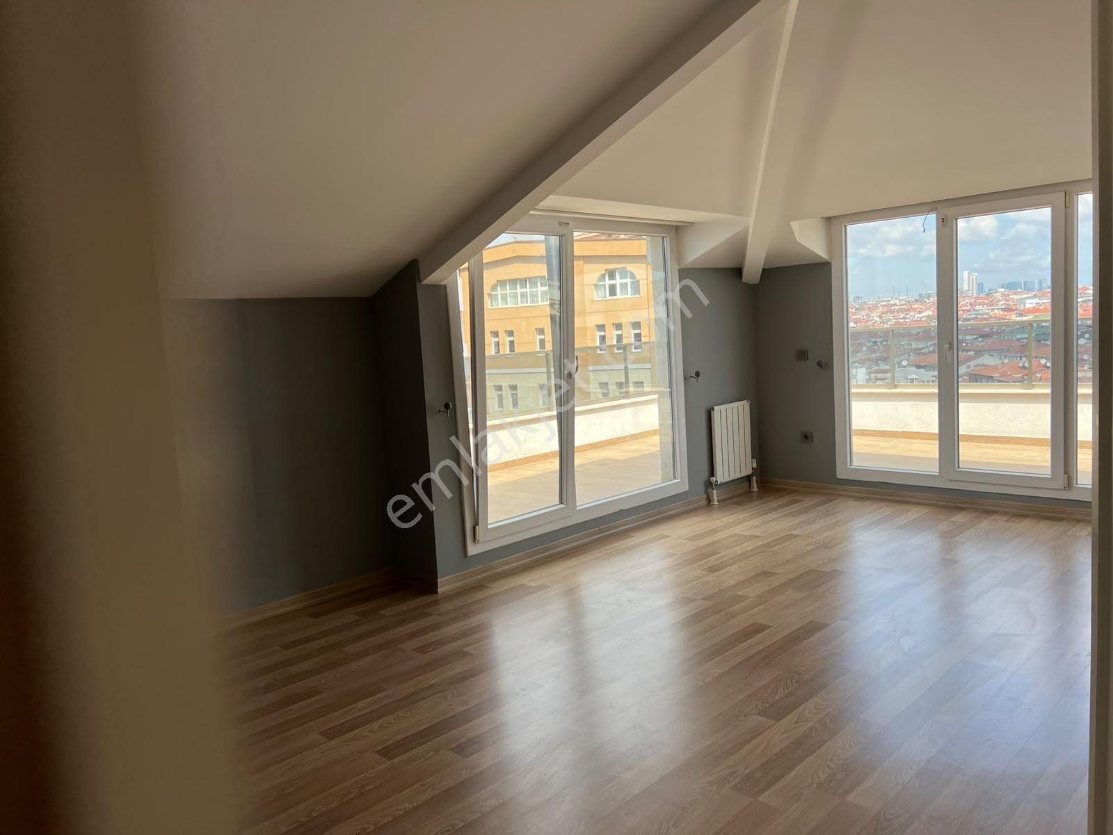 Pegaas'tan Reform Life'da Göl-şehir Manzaralı 2+1 Kiralık Daire* - Görsel 2