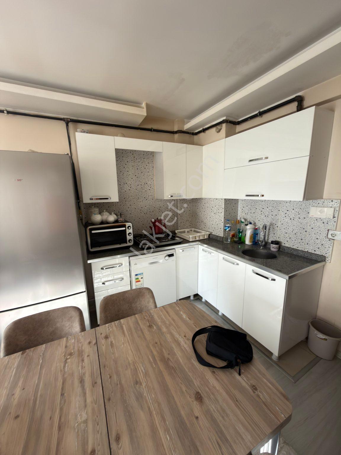 Şerefiye Mah. Satılık 1+1 Eşyalı Daire - Görsel 5