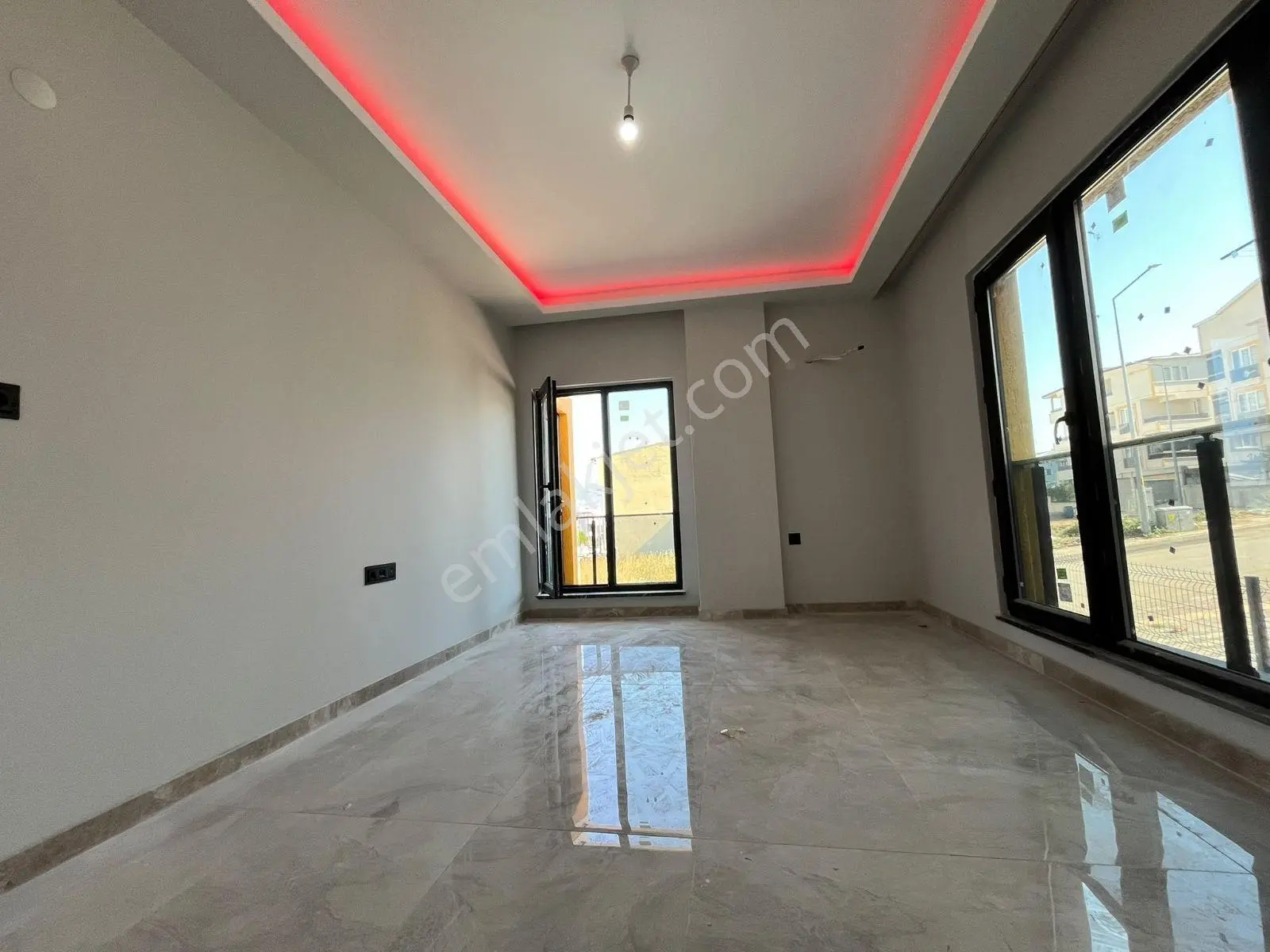 Kayalardan Güneştepede Lüks Arakat Daire - Görsel 5