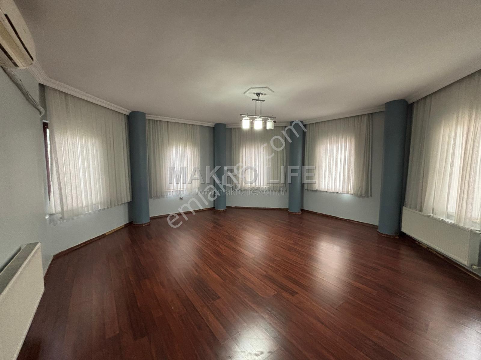 Hamravatlarda Oturmaya Hazır 5+1 Kiralık Villa - Görsel 20