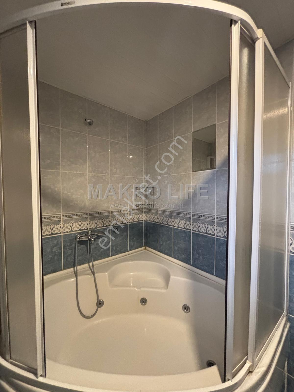 Hamravatlarda Oturmaya Hazır 5+1 Kiralık Villa - Görsel 16