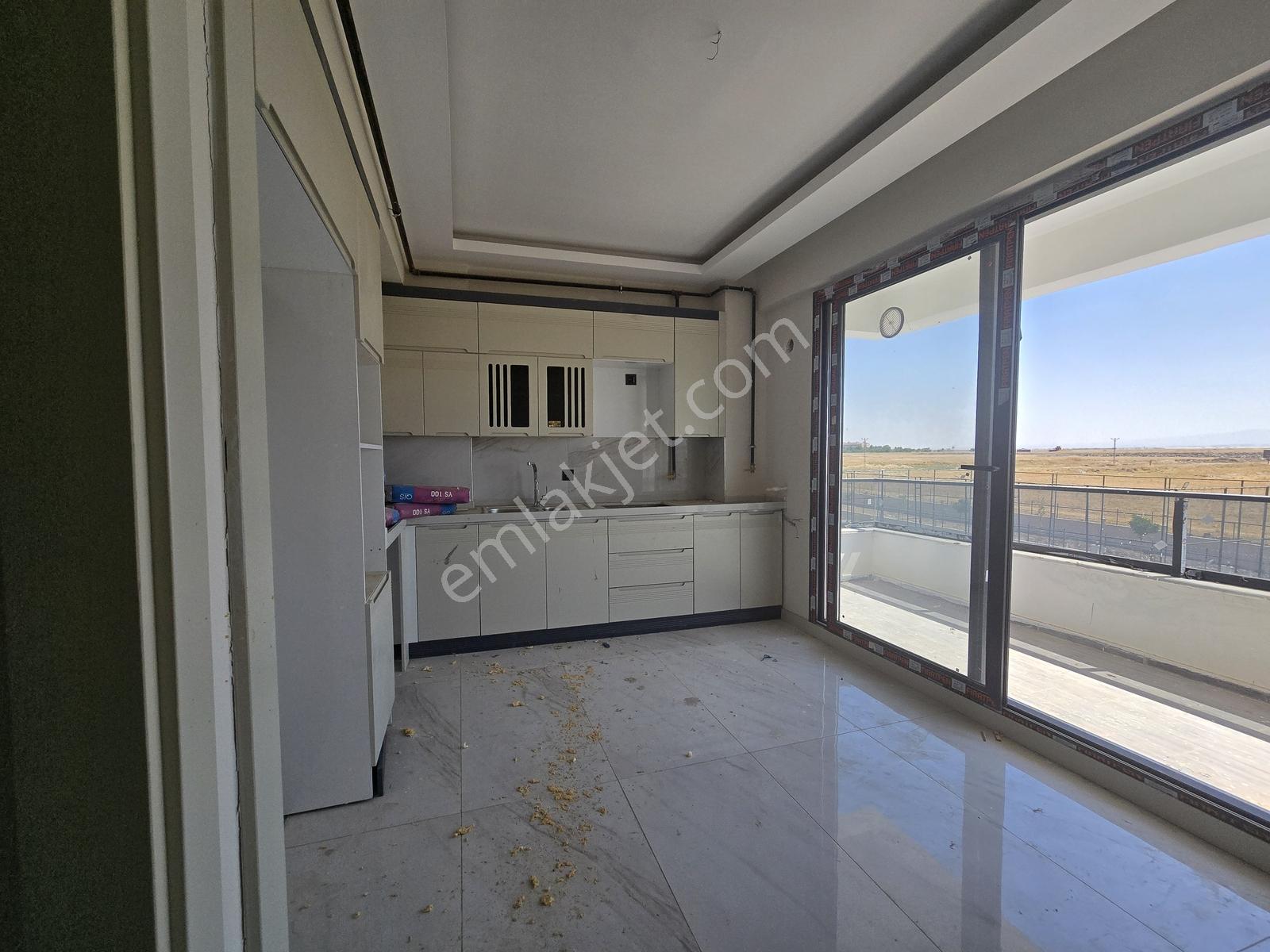 Elazığ Yolu Üzeri Zana Tenc Yapıda Kiralık 2+1 Daire - Görsel 29