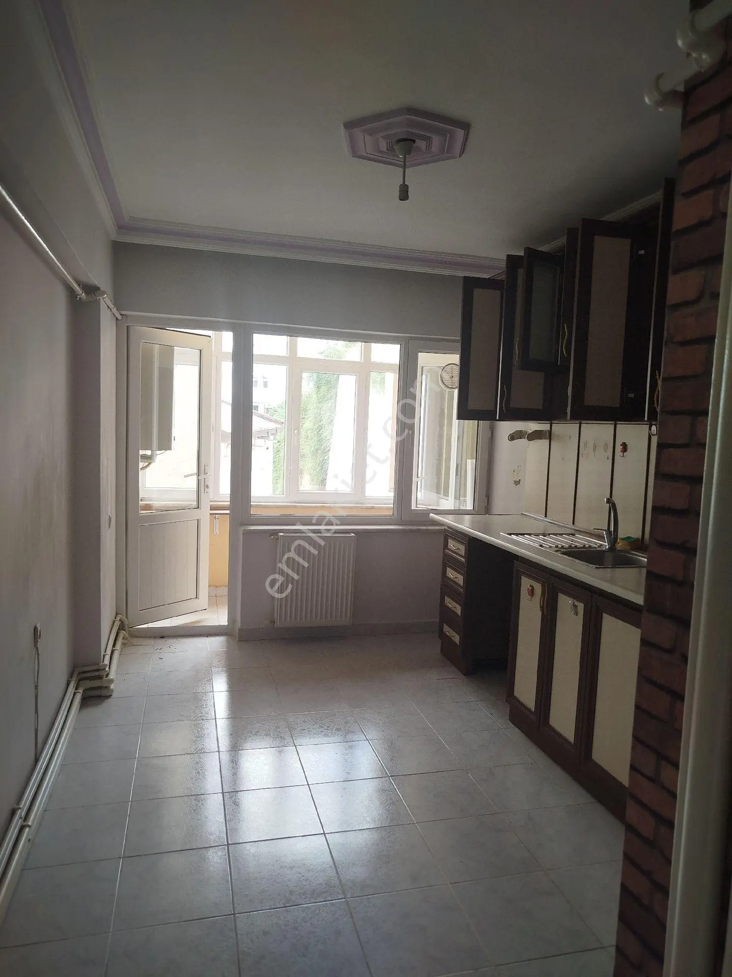 Sahibinden Merkezde Güvenli Her Yere Yakın Geniş Kiralık Daire - Görsel 5