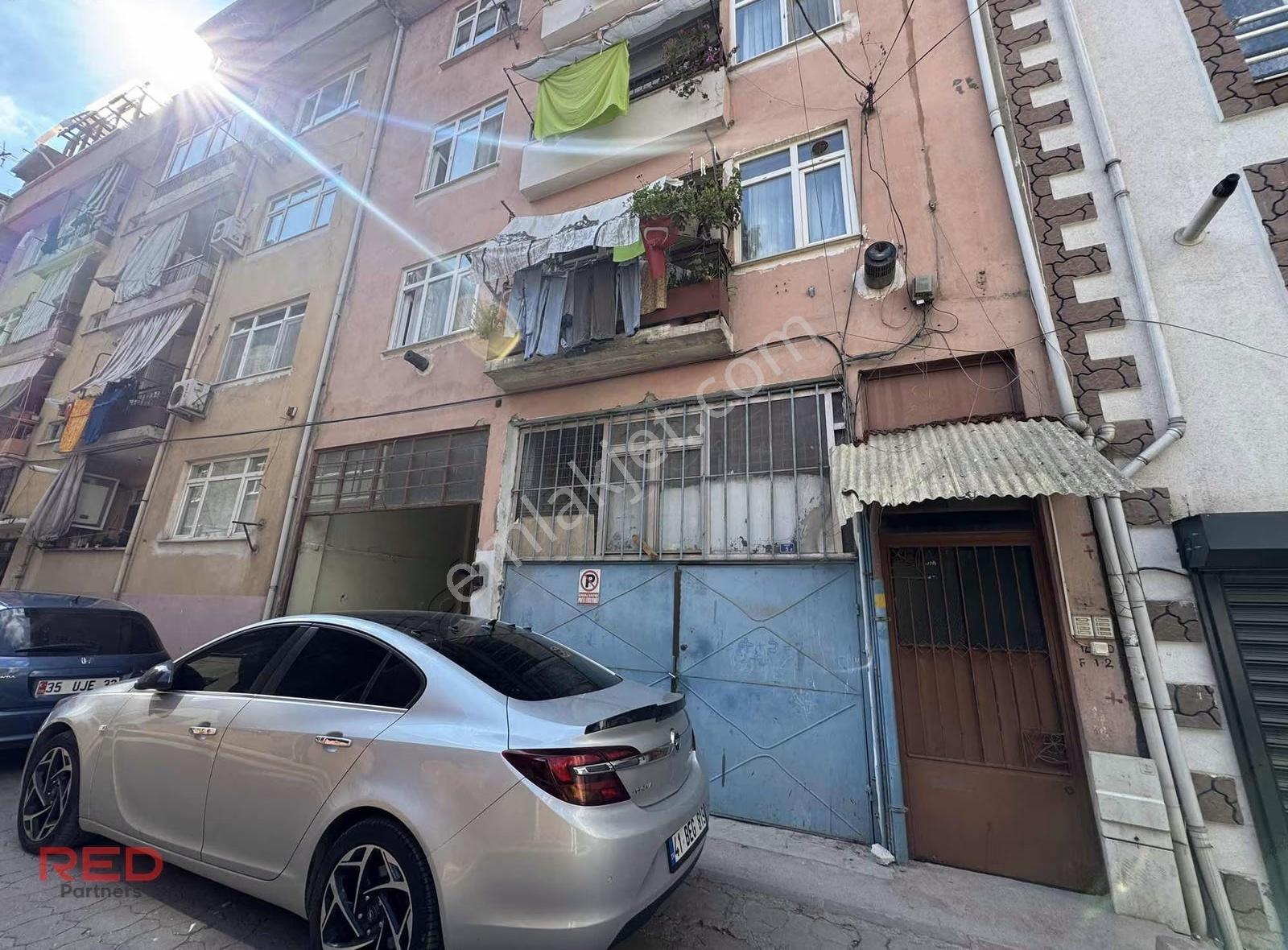 İzmit Cedit Mah Merkezi Konum'da Satılık 3+1 Daire - Görsel 11