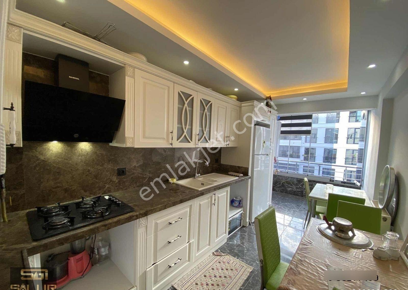 Ömürevlerinde Dublex Daire İçi Komple Yenilenmiş