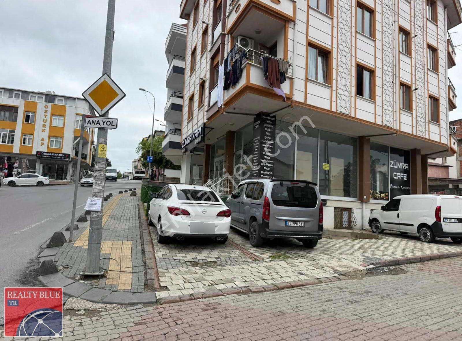 Yenidoğan Veysel Karani Caddesinde Satılık 2 Katlı Ticari Mülk - Görsel 6