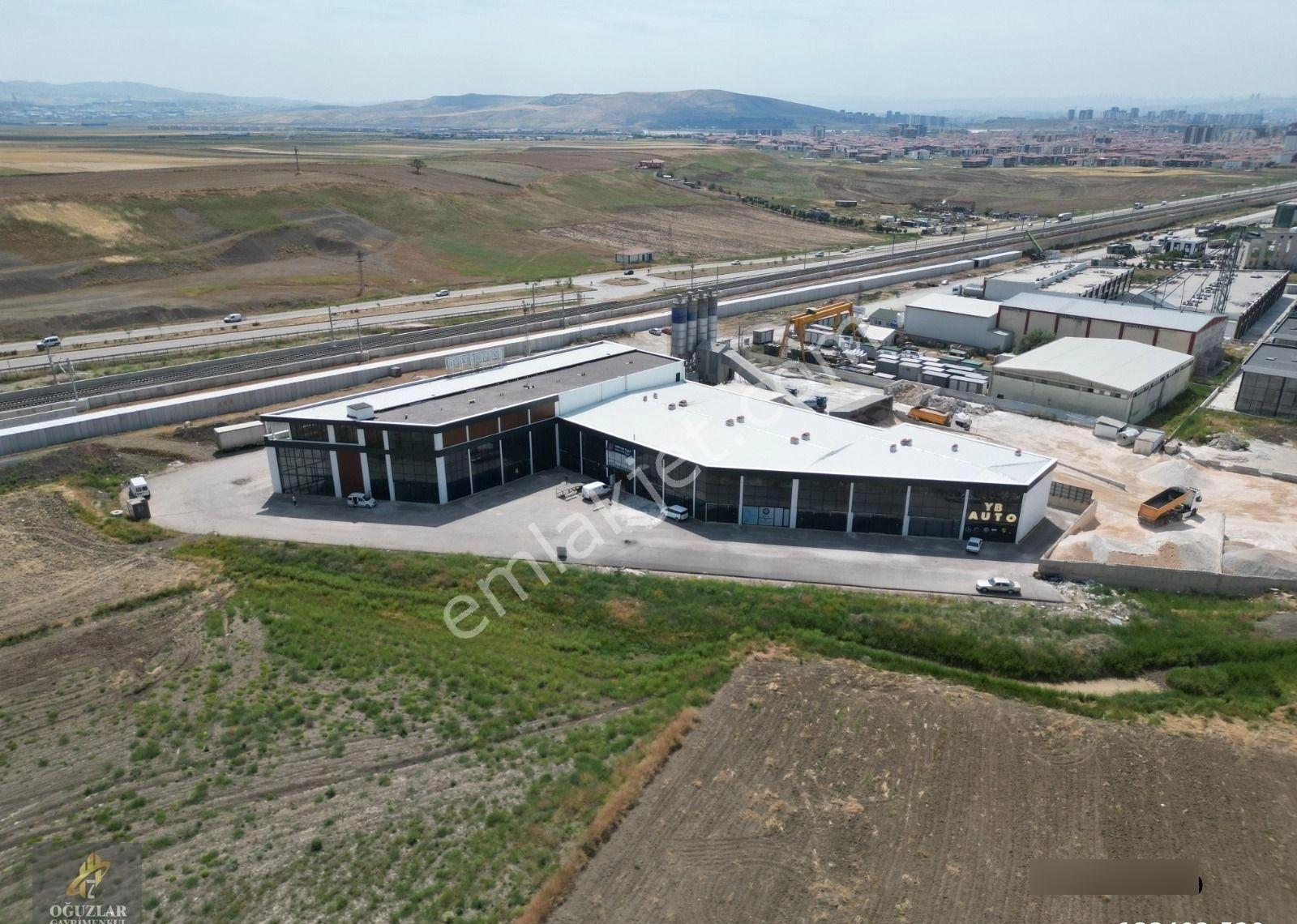 Yenikent Yeni San. Sitesinde Satılık 120 M2 Dükkan - Görsel 12