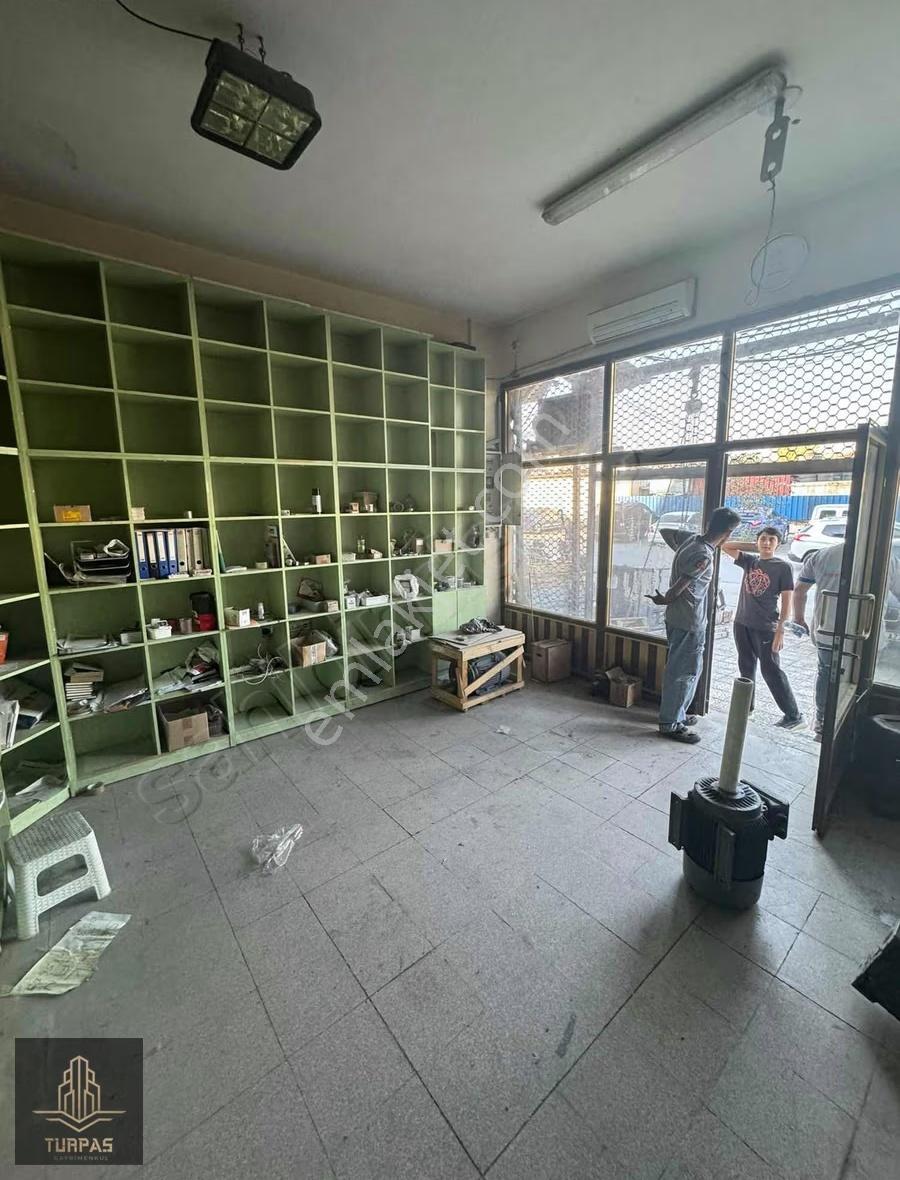 Bornova 5.sanayide Dükkan