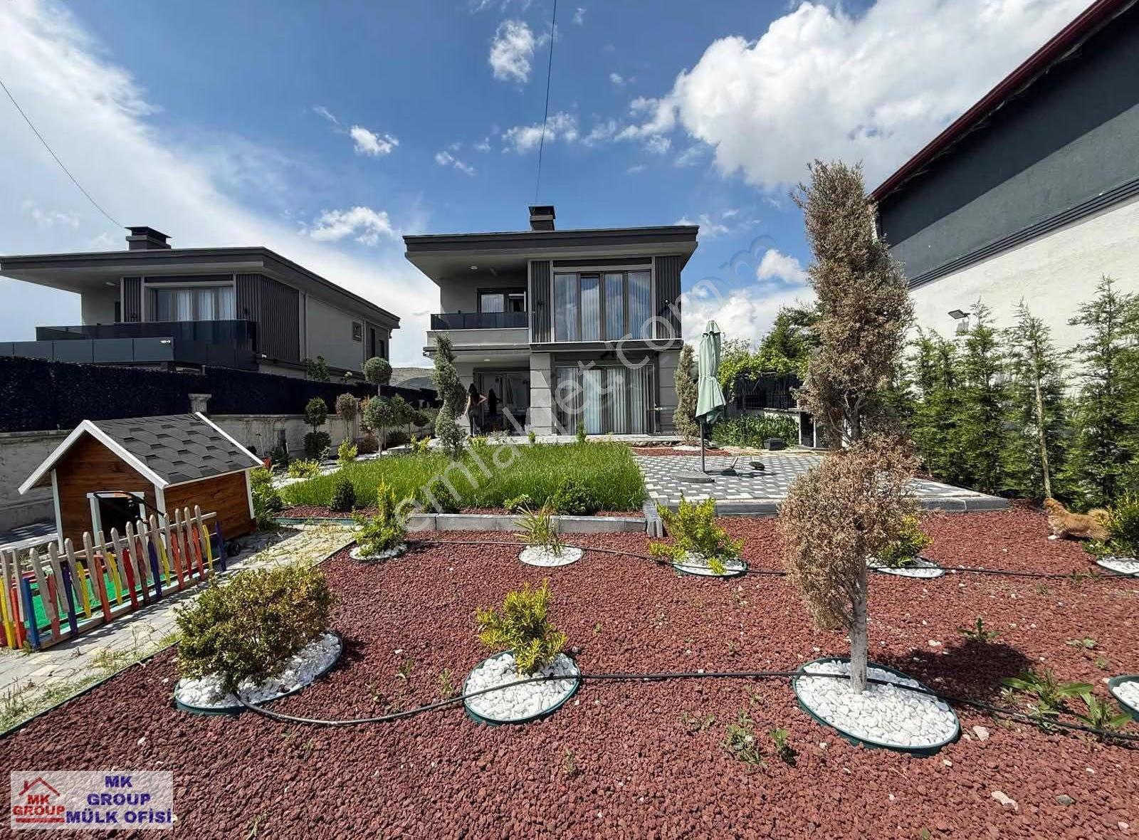 Erkilet'te Kaliteli İşçilik Ve Mimari İle Ultra Lux 4,5+1 Villa - Görsel 10