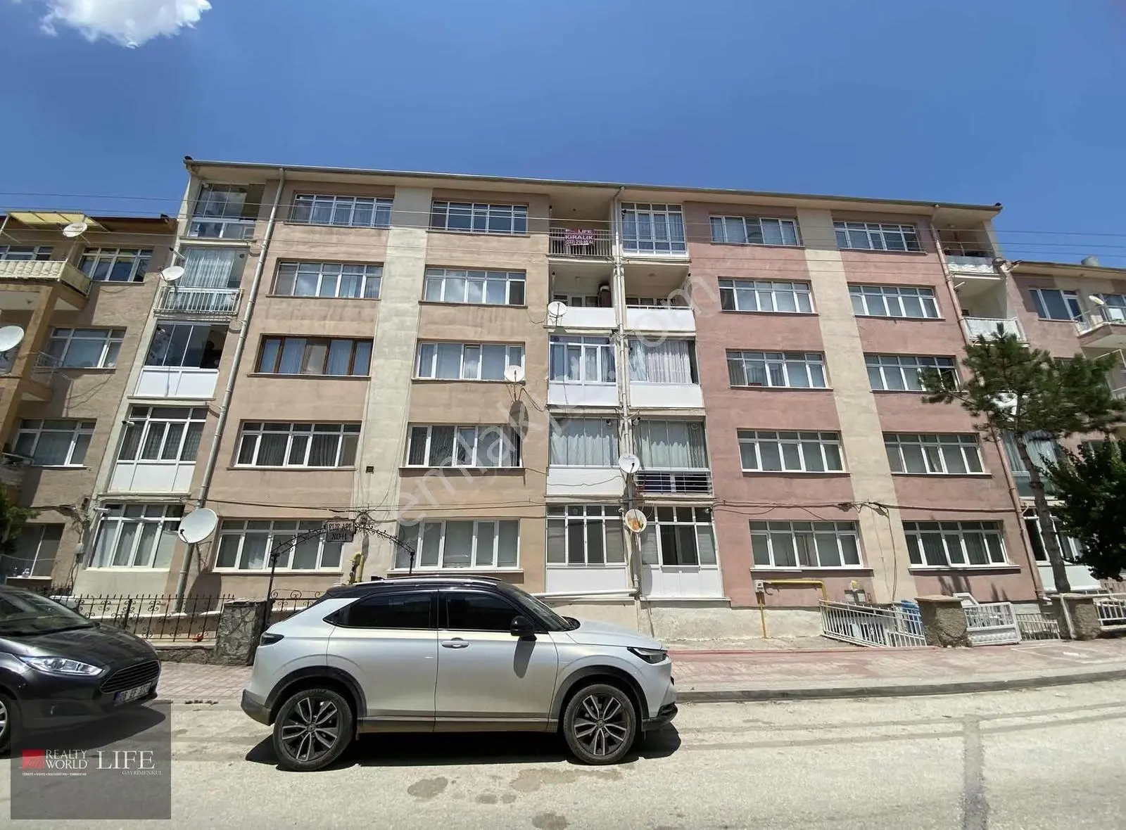 Osmangazi Mh. Çetinay Sk. 3+1 Kiralık Daire