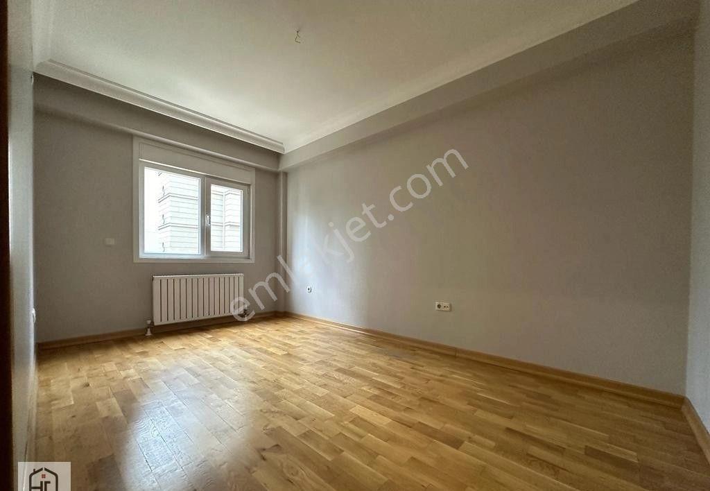 Yetkili! Han Emlak'tan Erenköy Kaşanelerde 2+1 Site Özellikli !! - Görsel 22