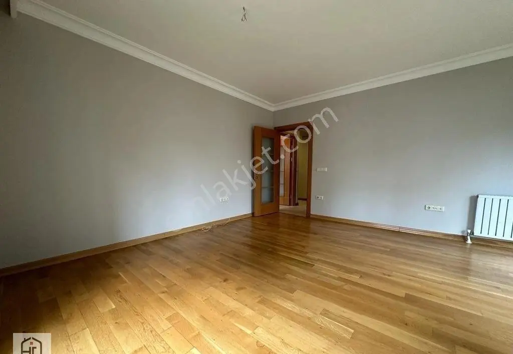 Yetkili! Han Emlak'tan Erenköy Kaşanelerde 2+1 Site Özellikli !! - Görsel 6