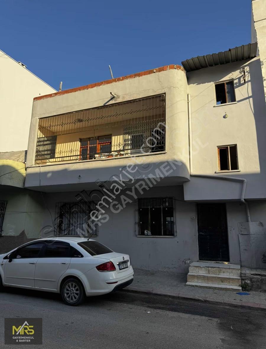 Mevlana Mahallesinde Komple Satılık Müstakil