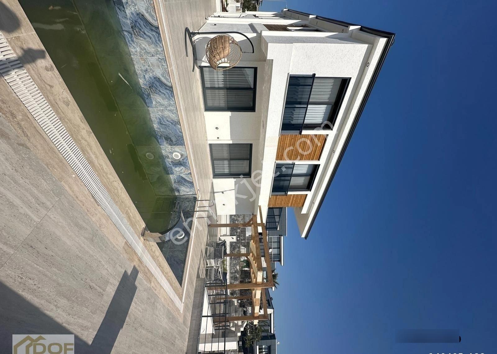 Fiyat Düştü , 500 M2 İçerisinde Full Eşyalı Ultra Lüx 4+1 Villa