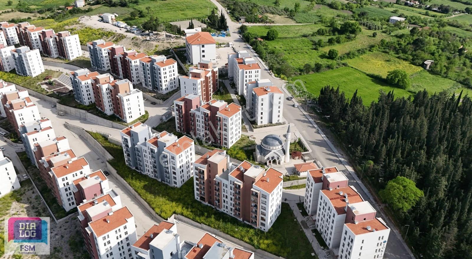 Lalaşahin'de Şehir Manzaralı 2+1 Ayrı Mutfak Kiralık Daire